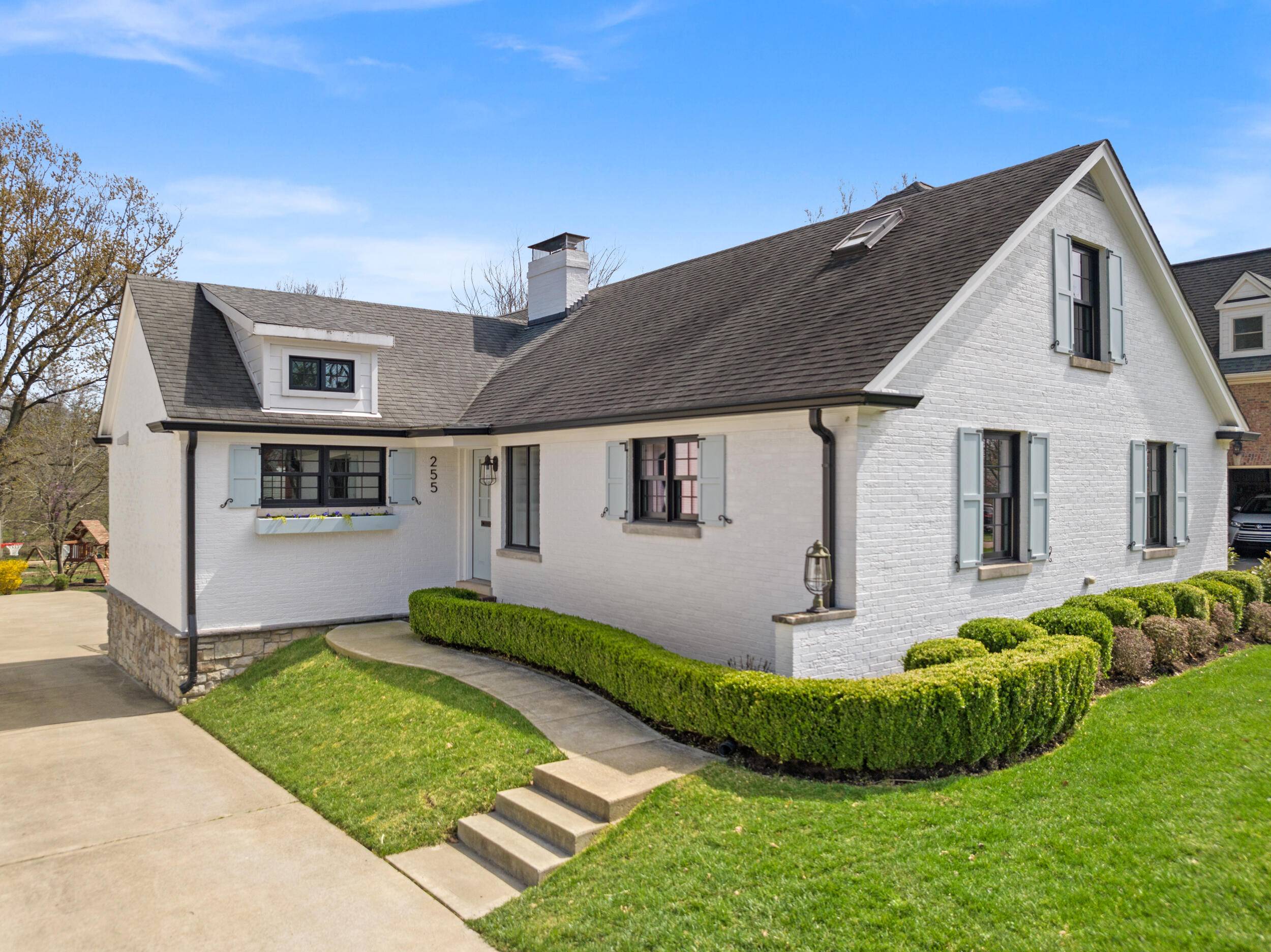 Lexington, KY 40503,255 Shady Lane