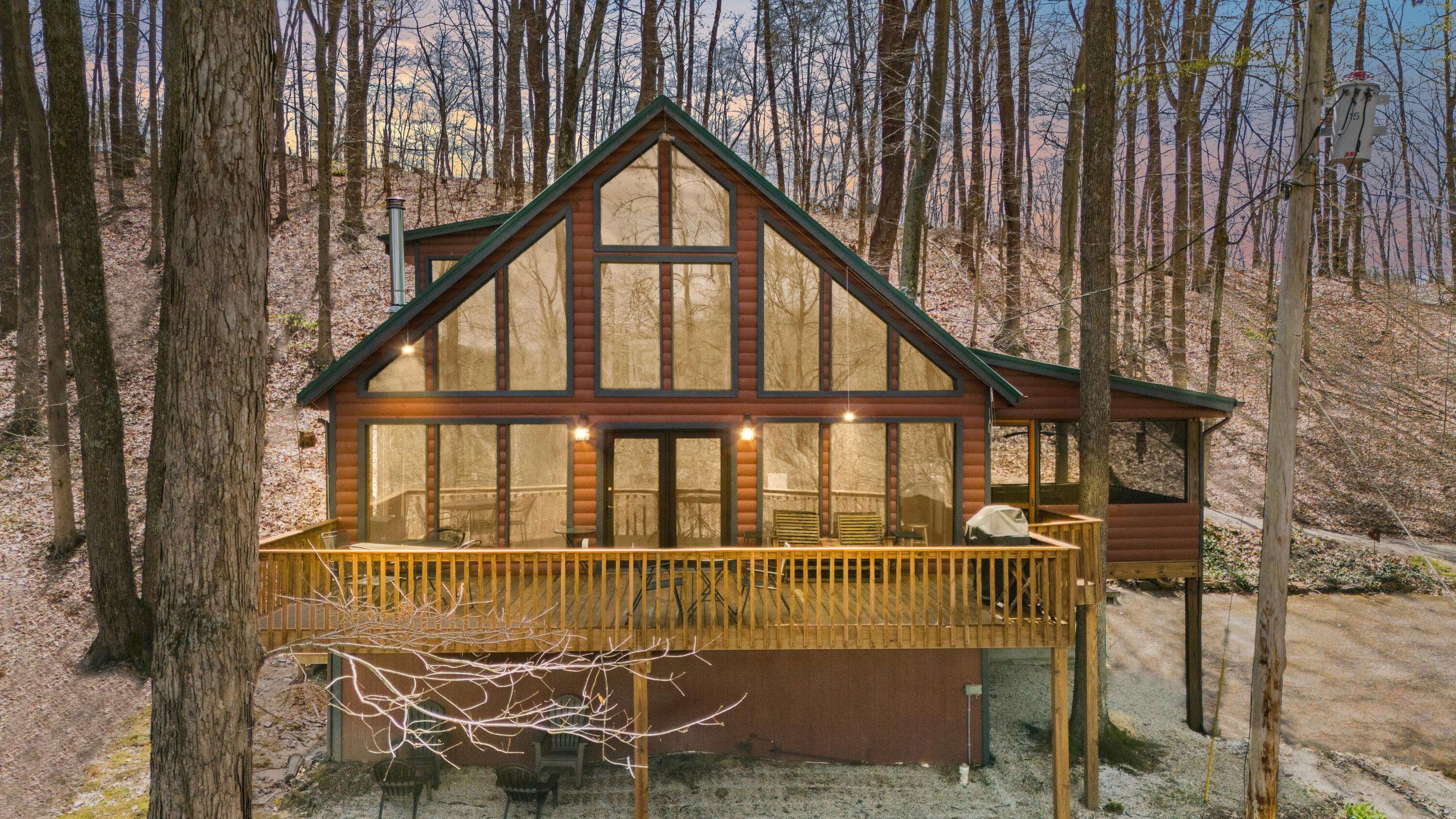 Stanton, KY 40380,2 Diamond Drive