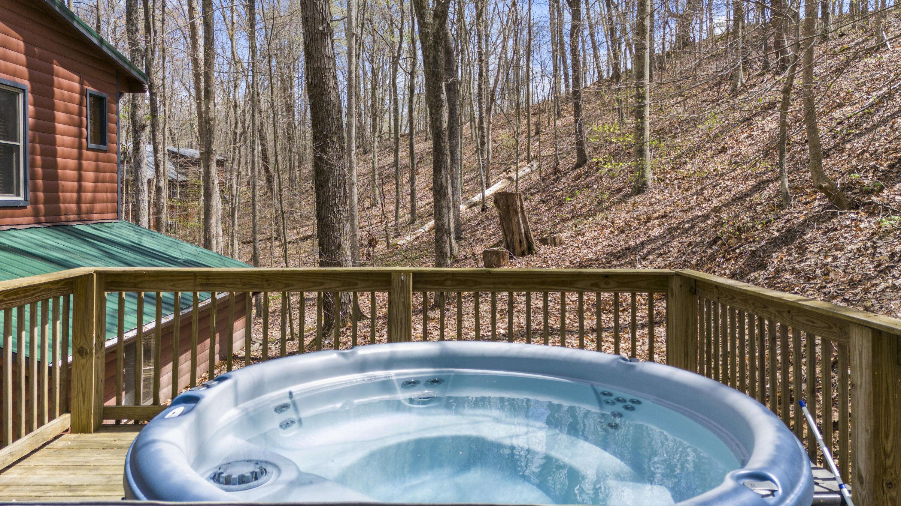 Stanton, KY 40380,2 Diamond Drive