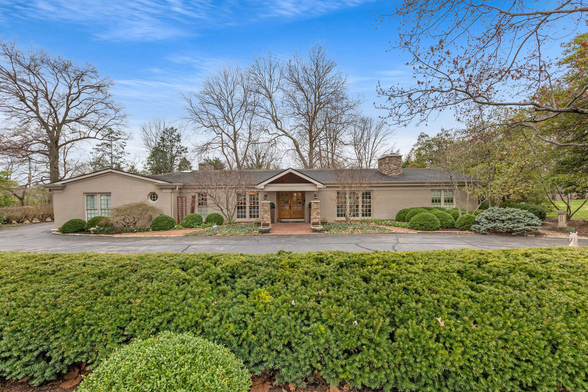 Lexington, KY 40502,3037 Tates Creek Road