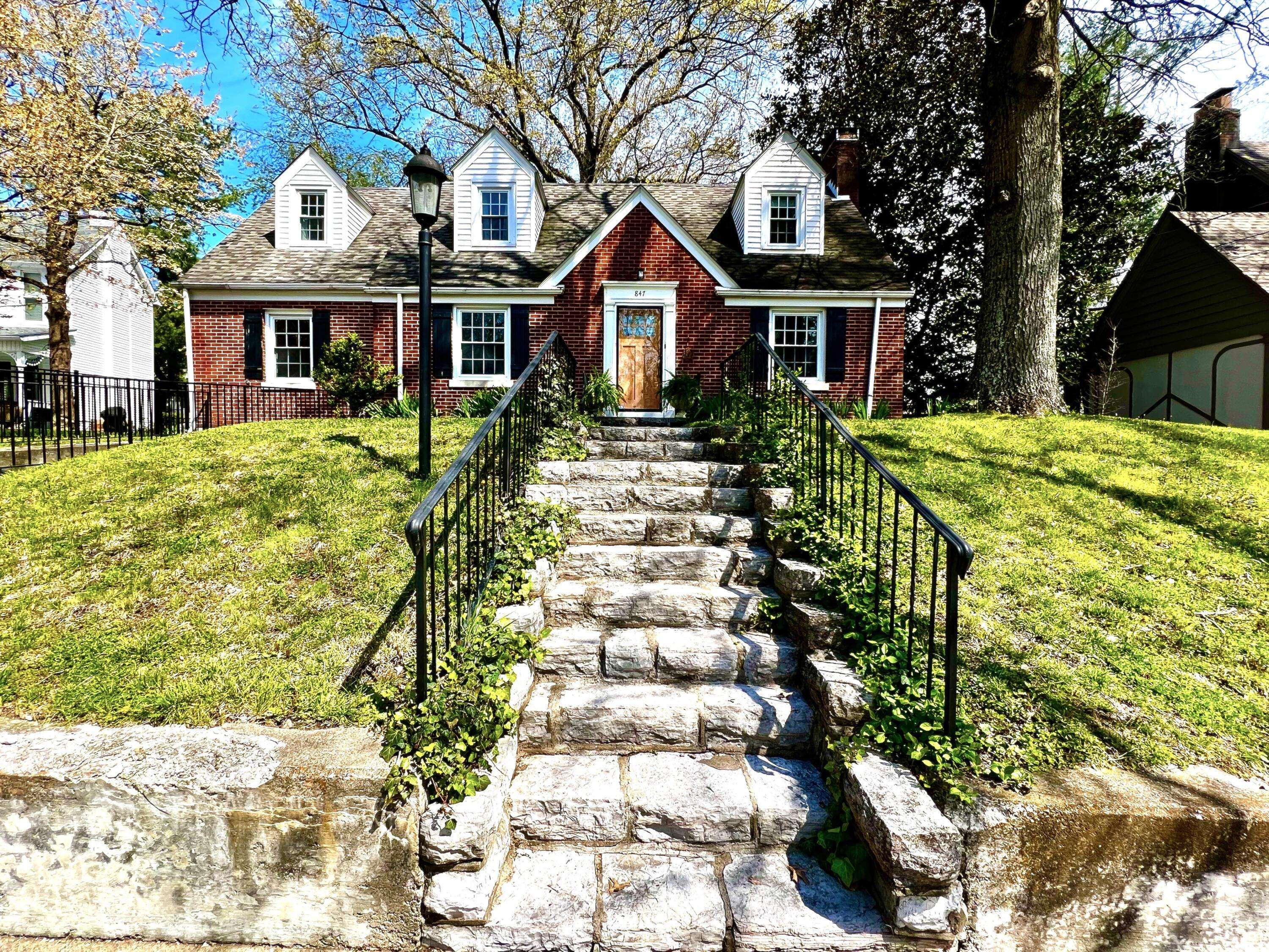 Danville, KY 40422,847 West Lexington Avenue