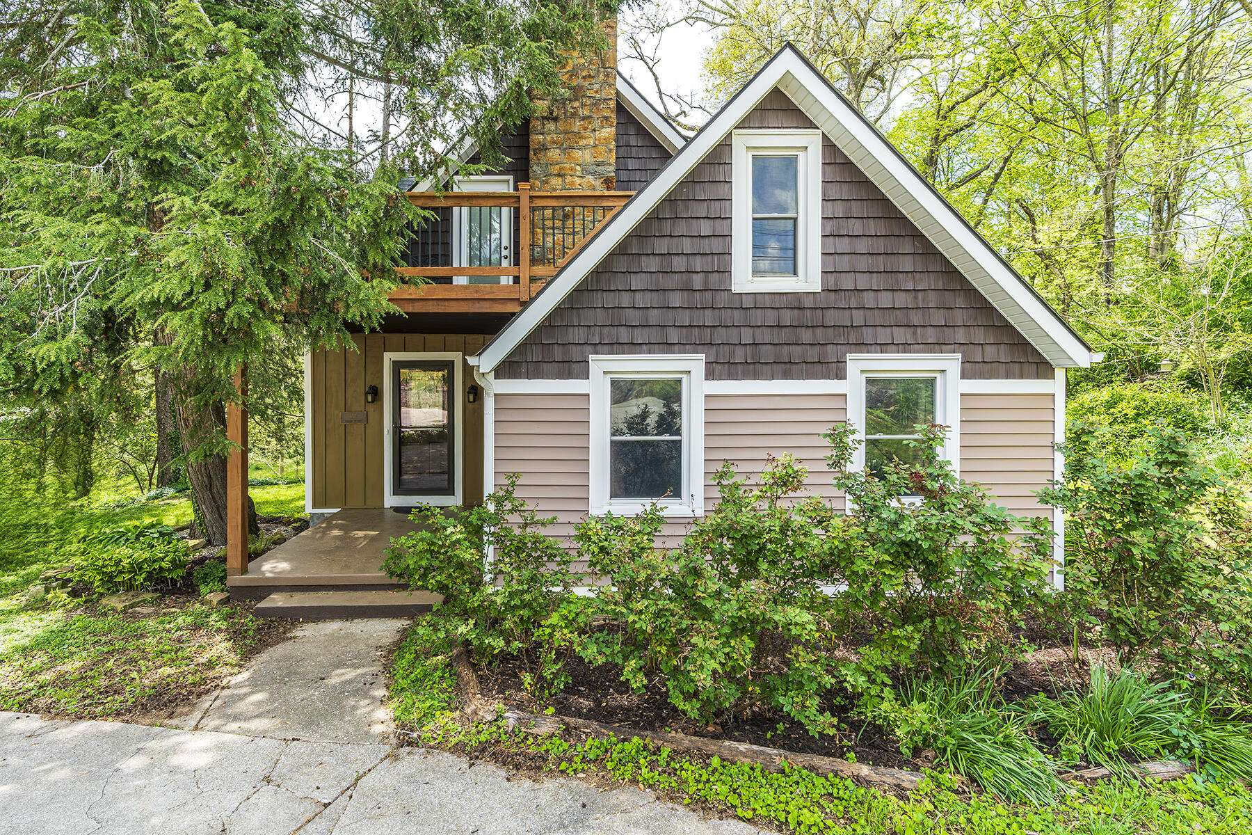 Berea, KY 40403,111 Forest Street