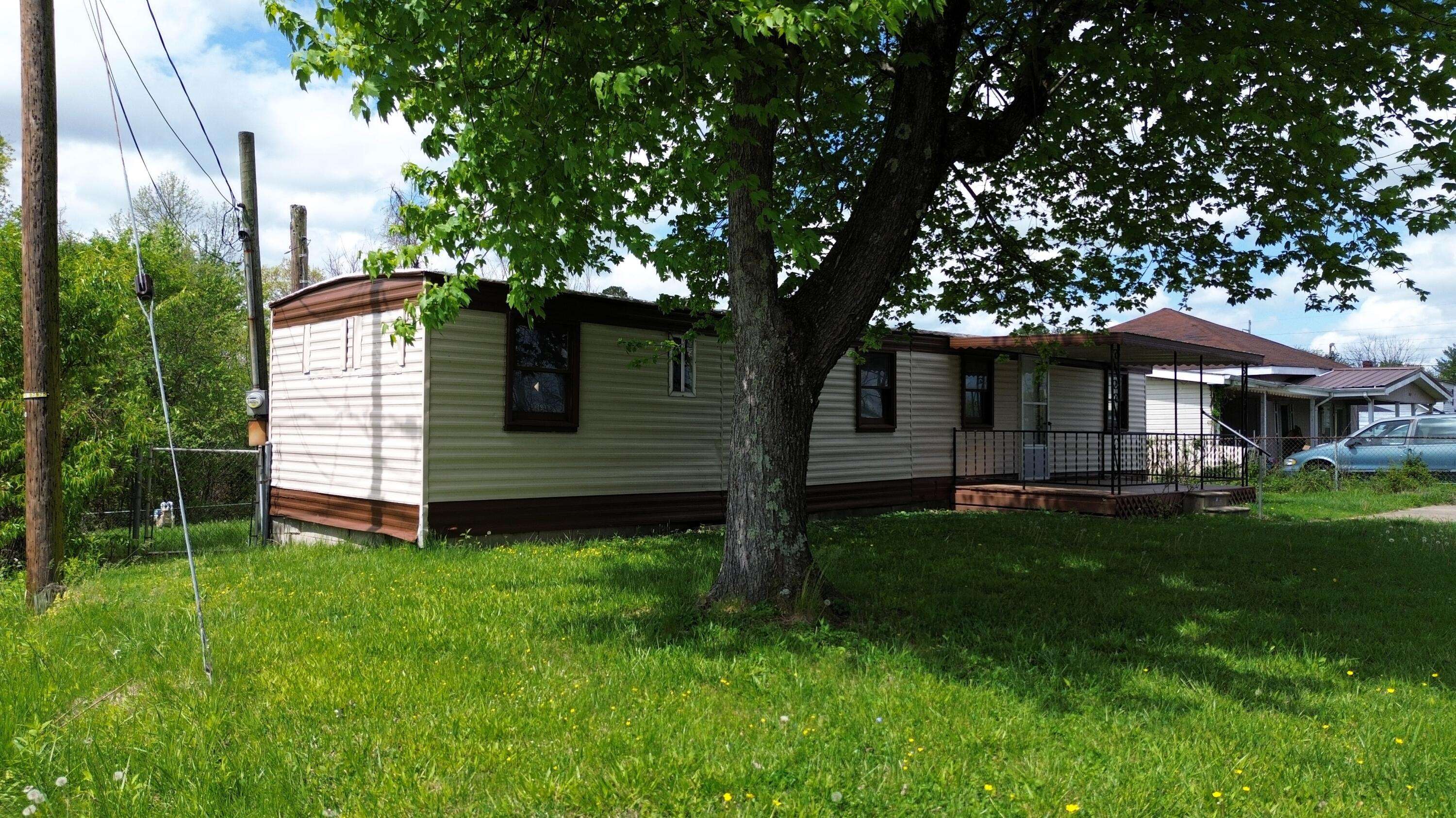 Corbin, KY 40701,695 North Standard Avenue