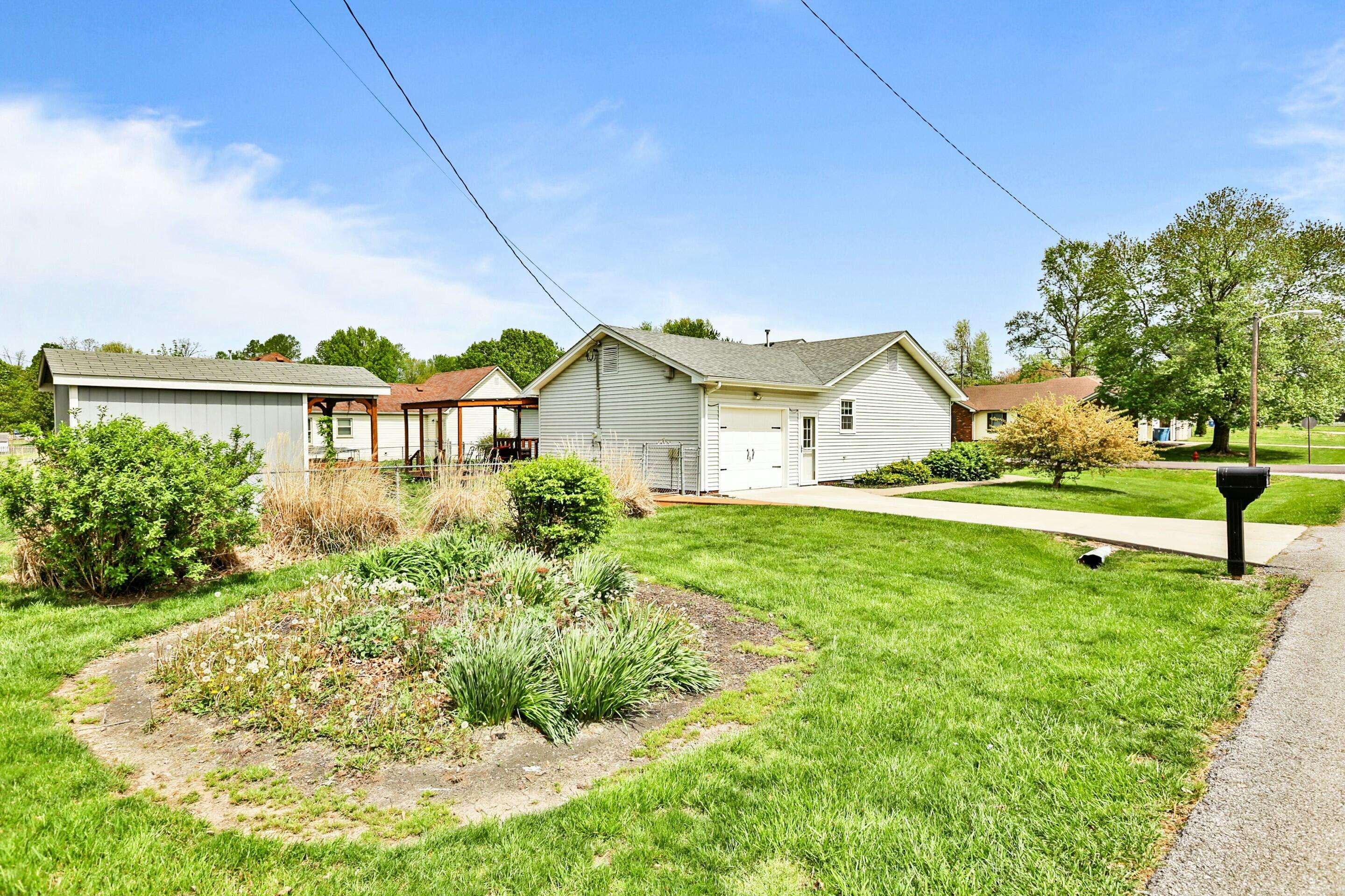 Lawrenceburg, KY 40342,310 Vail Dr Drive