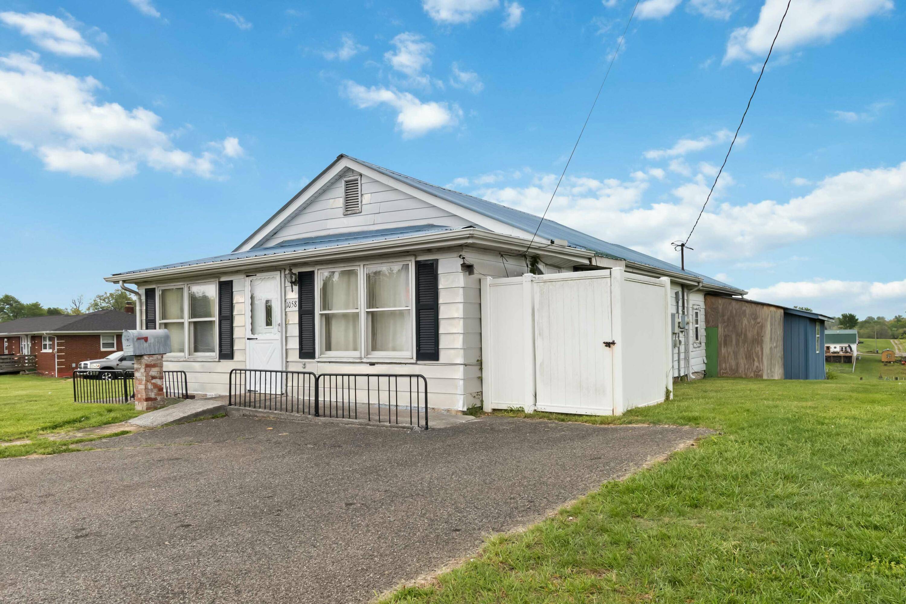 Pine Knot, KY 42635,1058 East Highway 2792