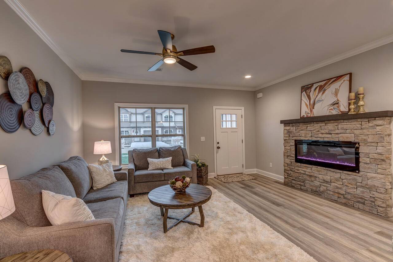 Frankfort, KY 40601,128 Copperfield Way
