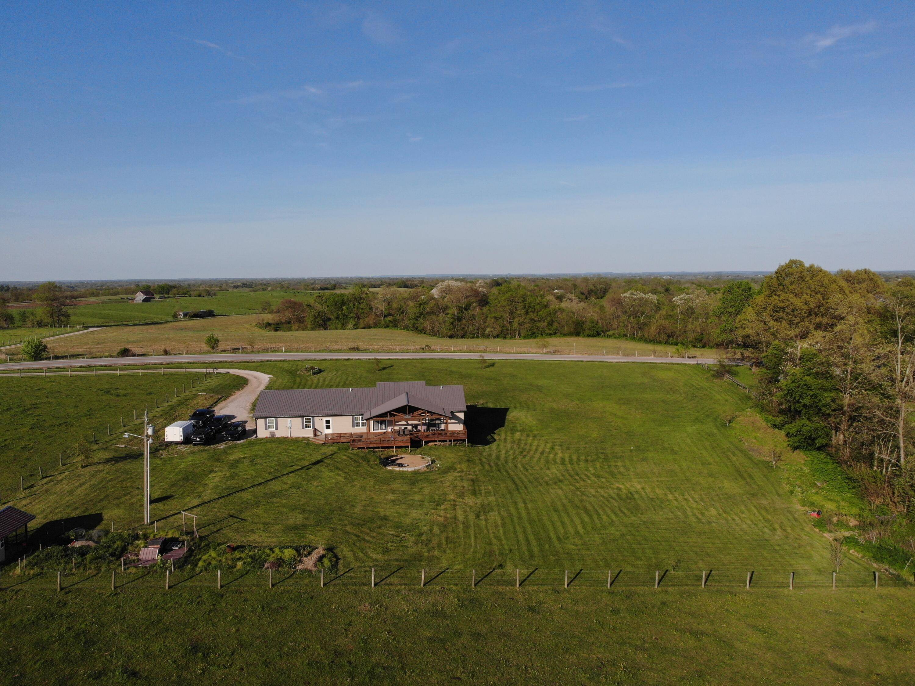 Carlisle, KY 40311,3920 Morefield Road