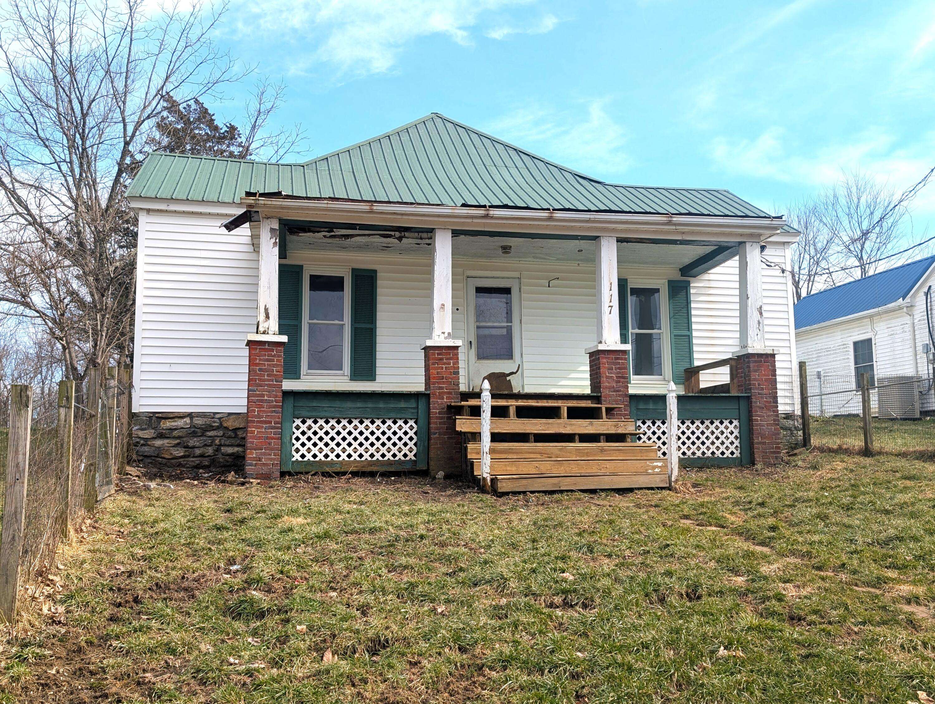 Sadieville, KY 40370,117 Gano Avenue