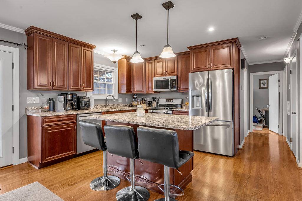 Lexington, KY 40502,653 Mt Vernon Drive