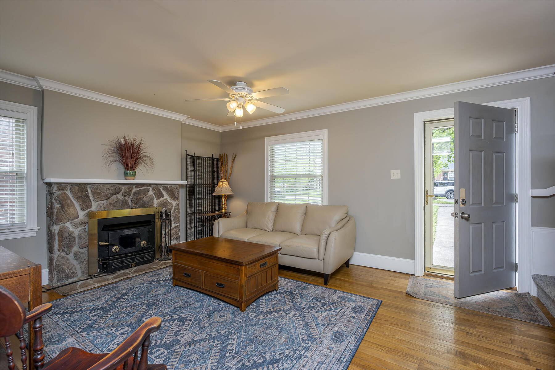 Lexington, KY 40503,484 Bob-O-Link Drive