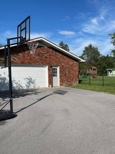 Russell Springs, KY 42642,90 Meadowlark Drive