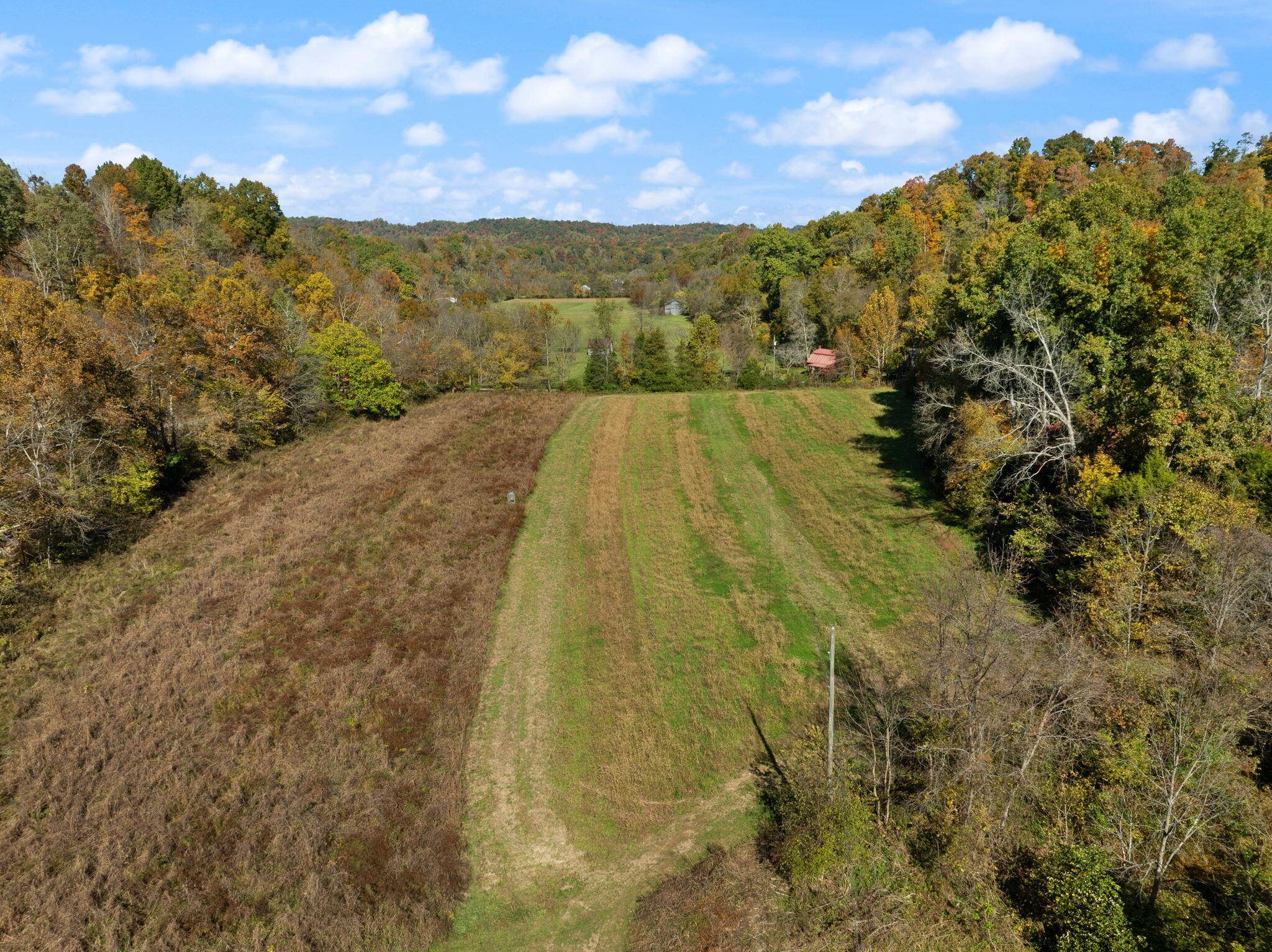 Gravel Switch, KY 40328,60 Elk Cave Road