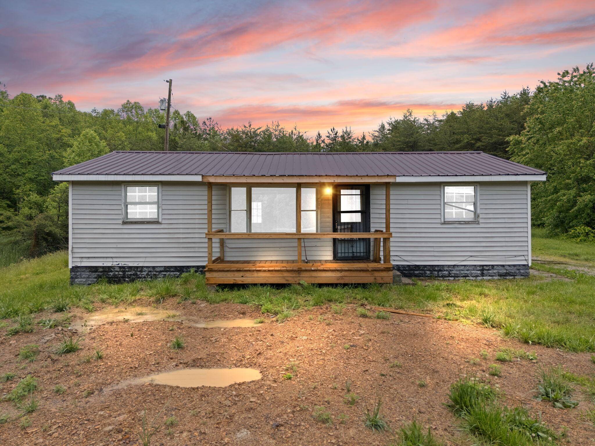 Booneville, KY 41314,155 Edwin P Road