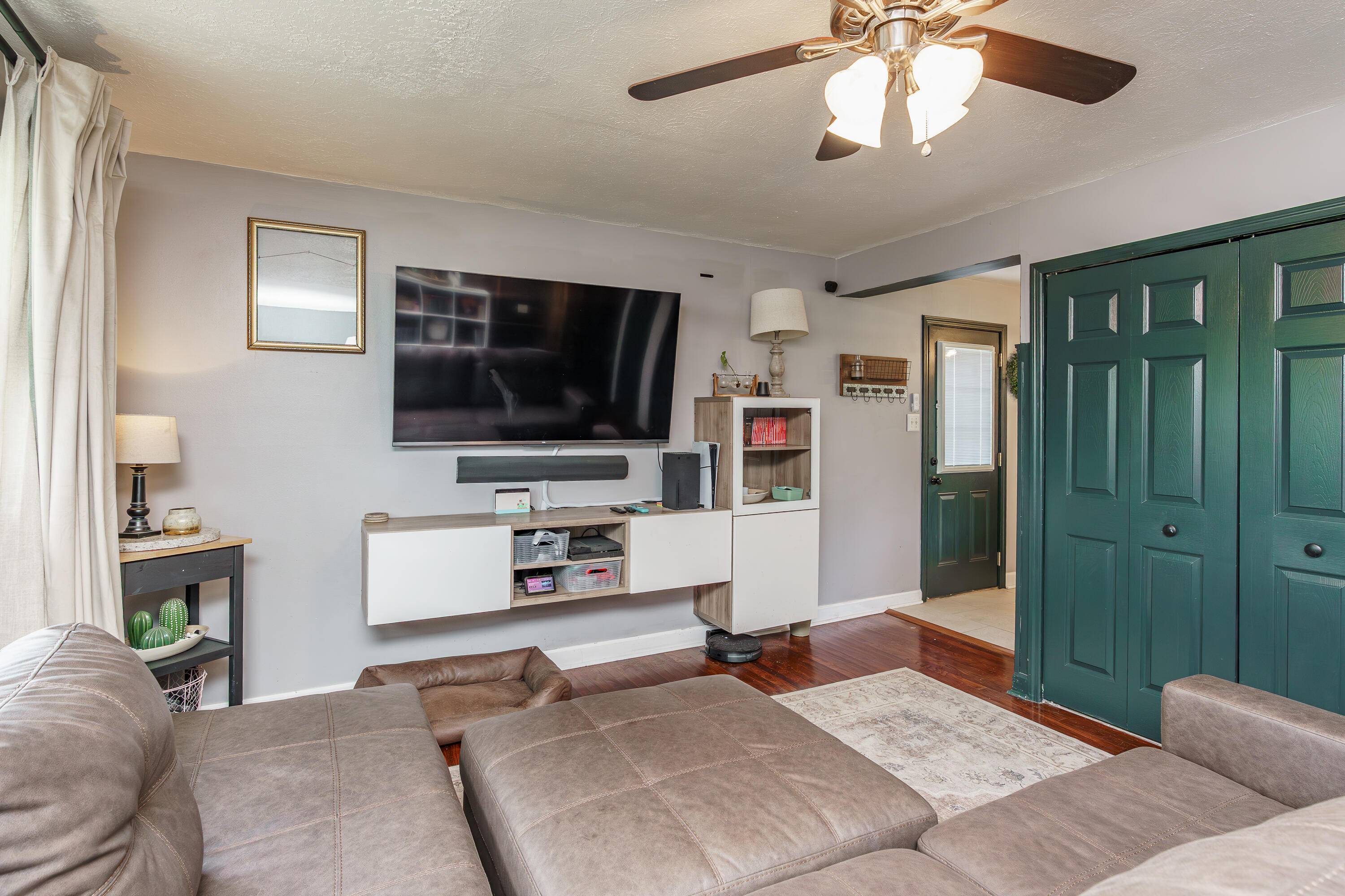 Lexington, KY 40517,1139 Venetian Way