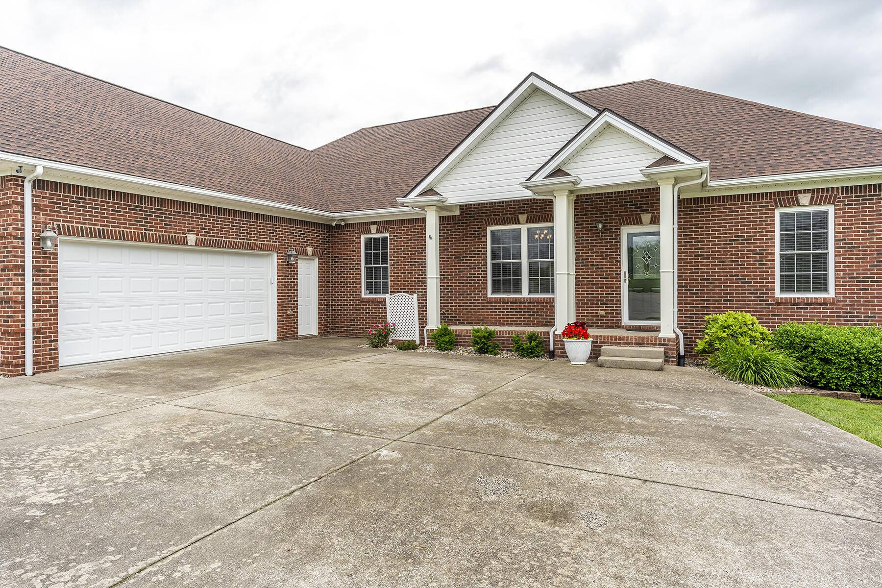 Richmond, KY 40475,217 Larkwood Drive
