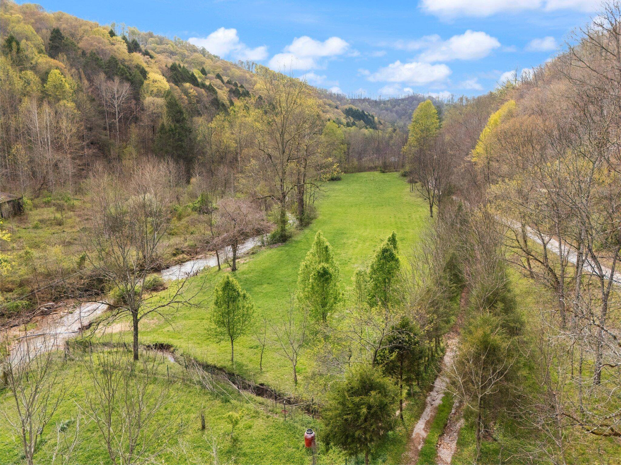 Big Creek, KY 40914,750 Gilbert's Creek Road