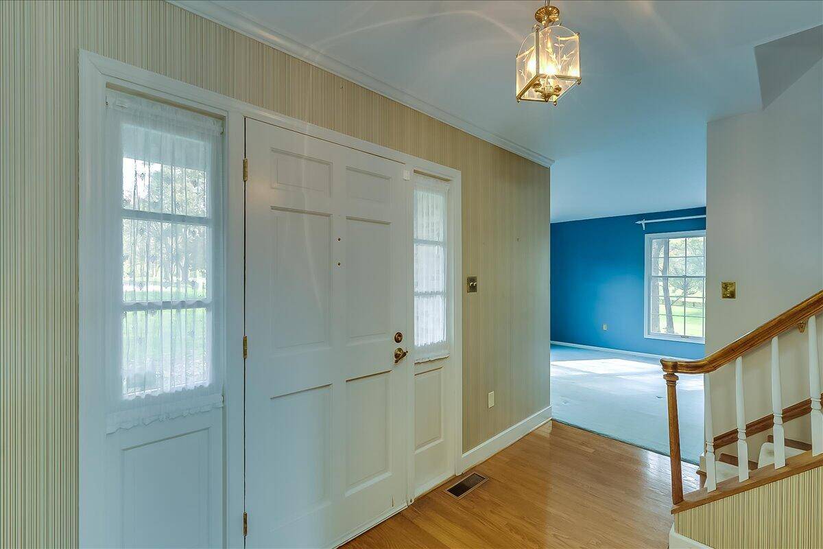 Frankfort, KY 40601,921 Walnut Road