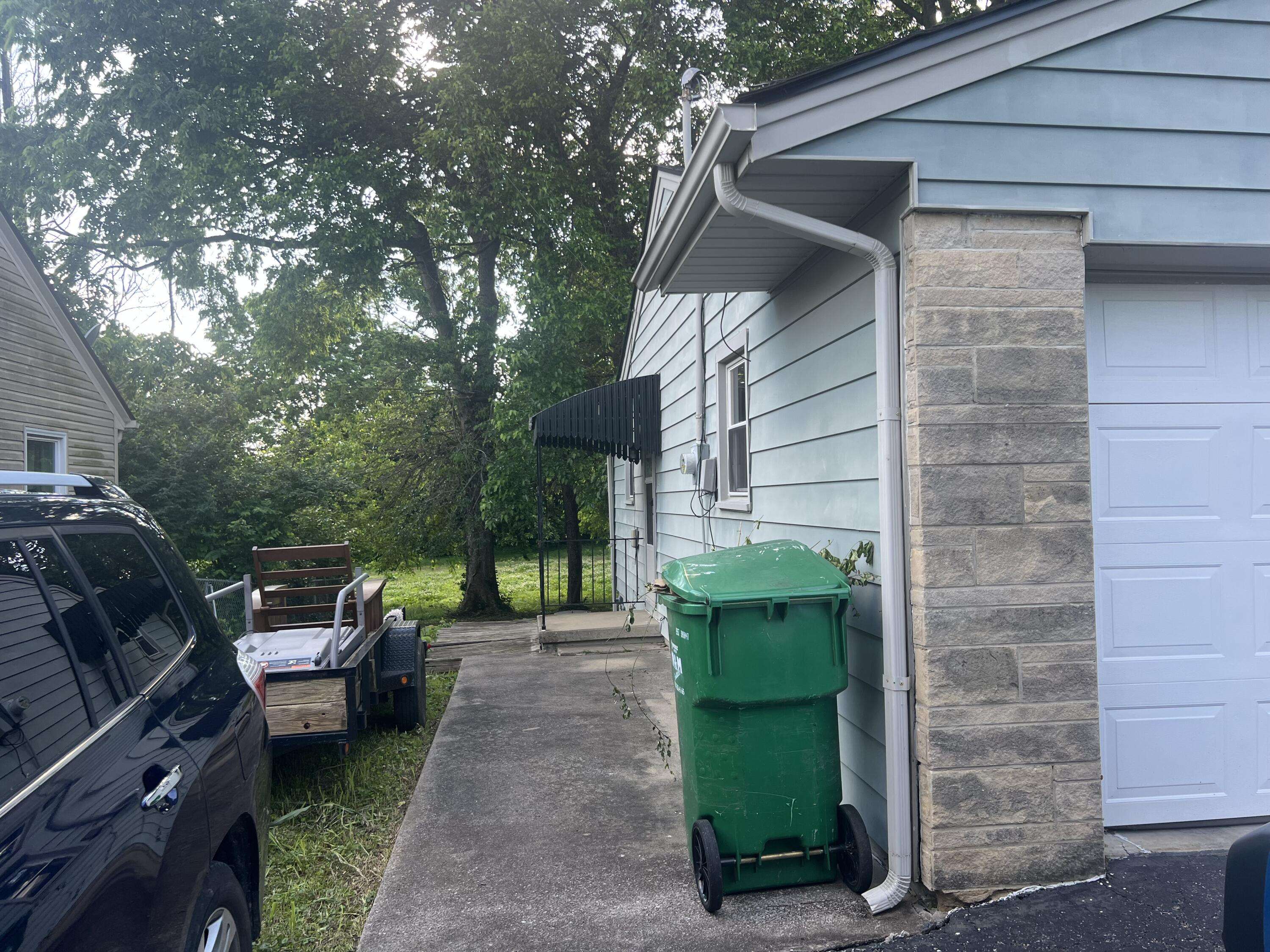 Harrodsburg, KY 40330,122 Mac Court Court