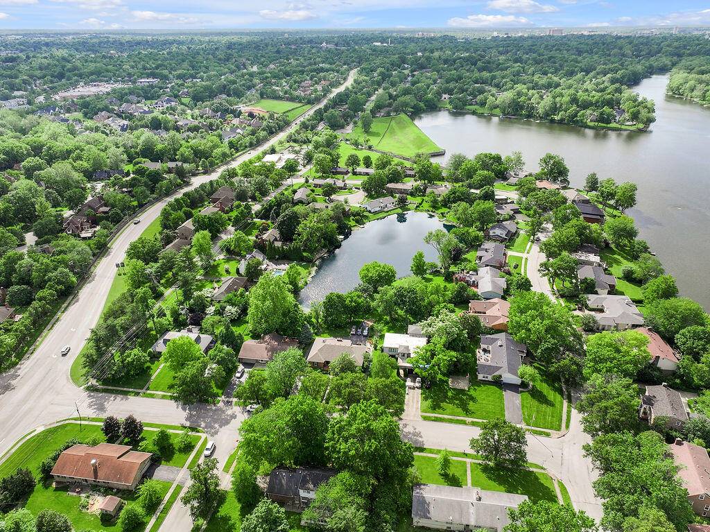 Lexington, KY 40502,999 Lakeland Drive
