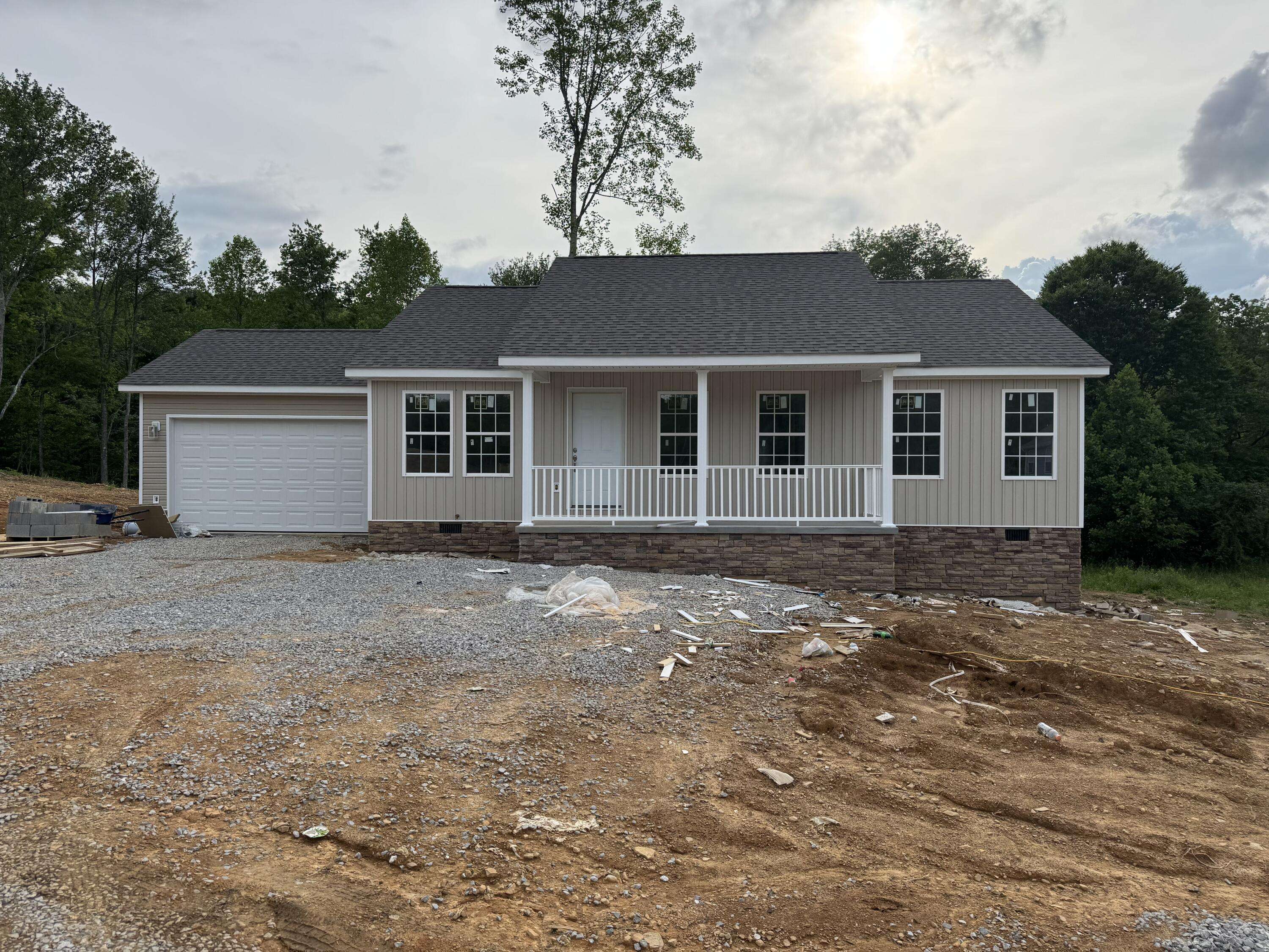 London, KY 40741,56 Whispering Oaks Lane