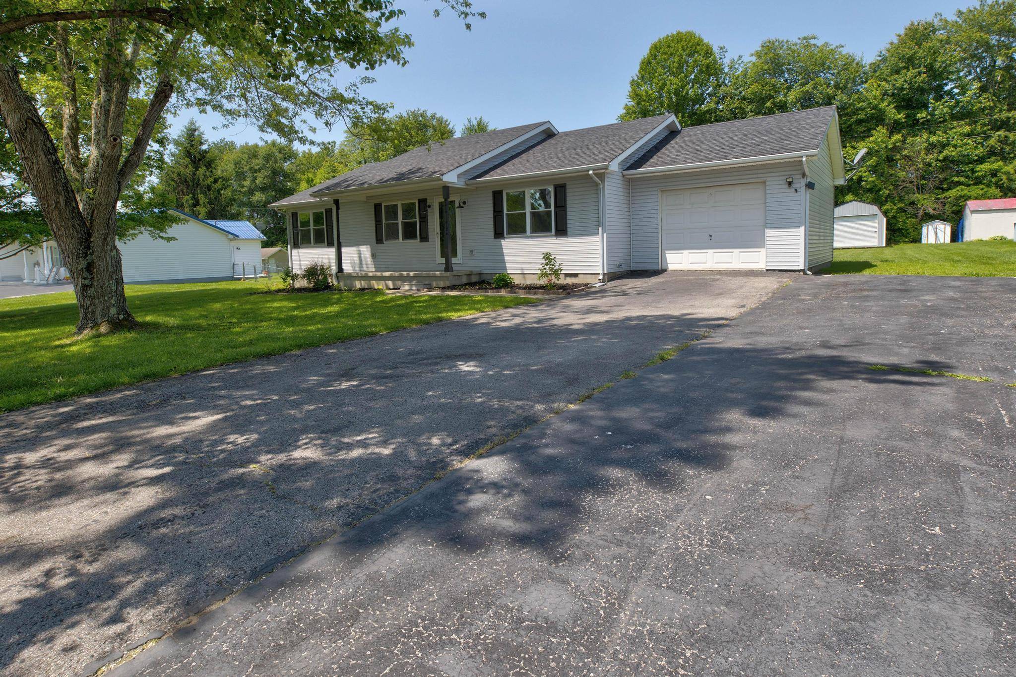 Jeffersonville, KY 40337,116 Blake Drive