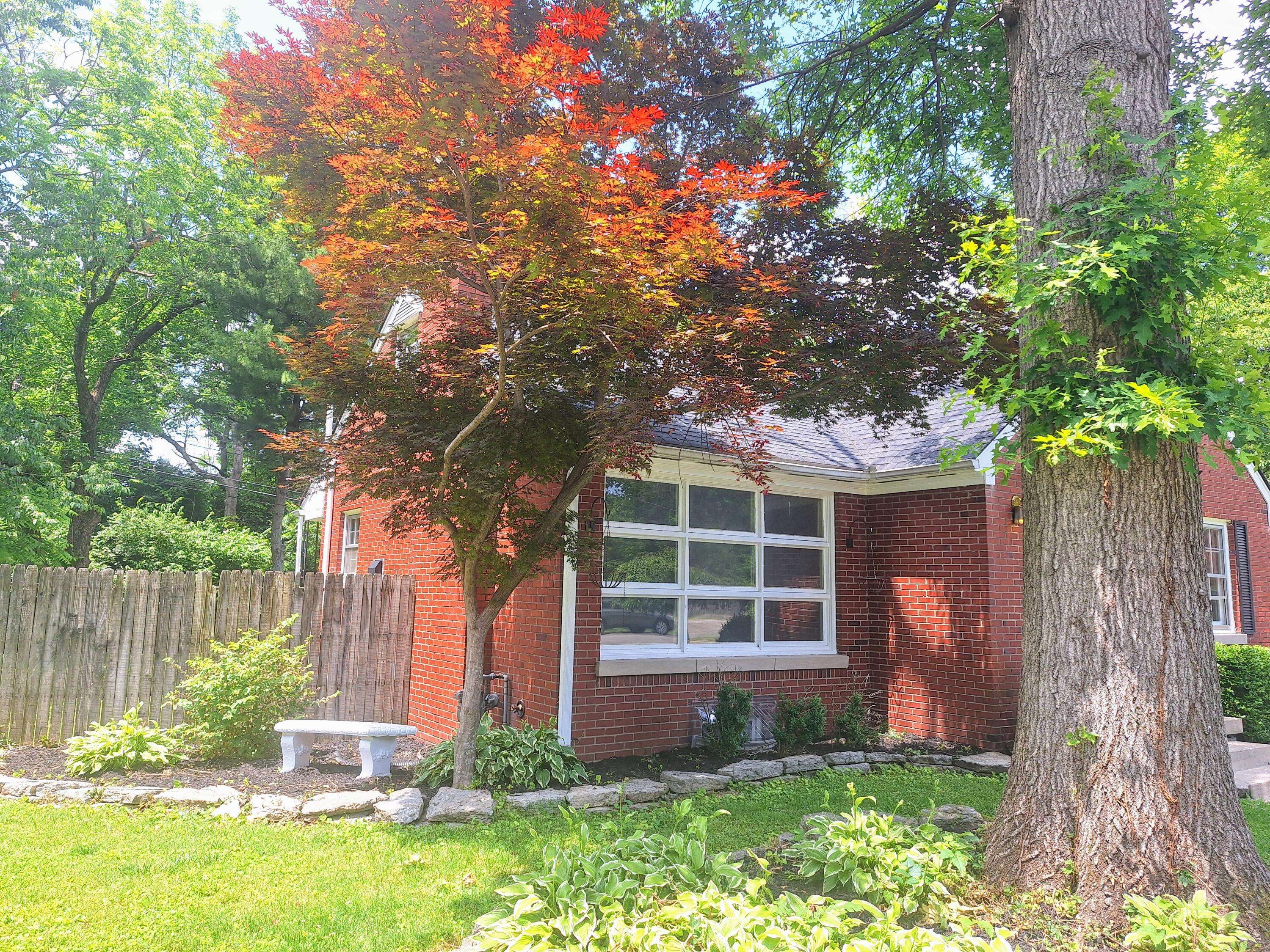 Lexington, KY 40503,325 Dantzler Court