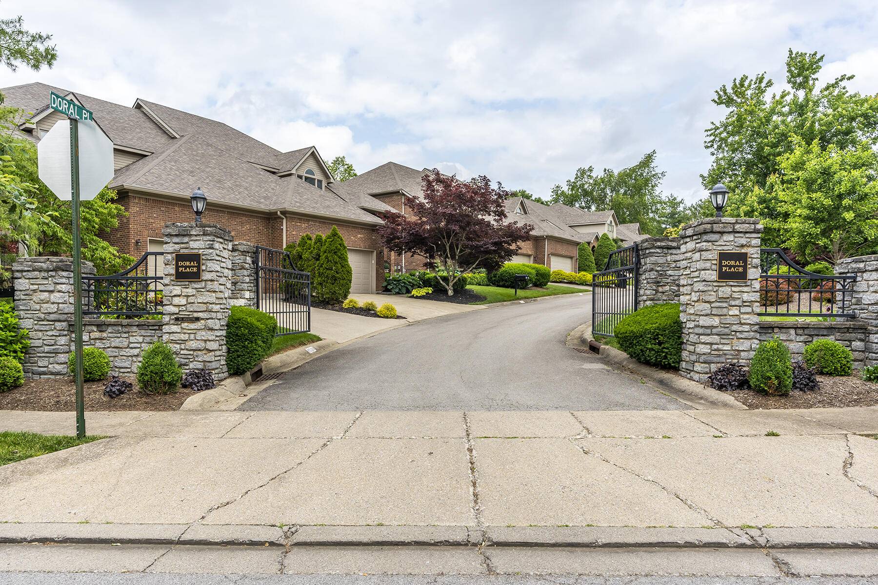 Lexington, KY 40509,3513 Doral Place