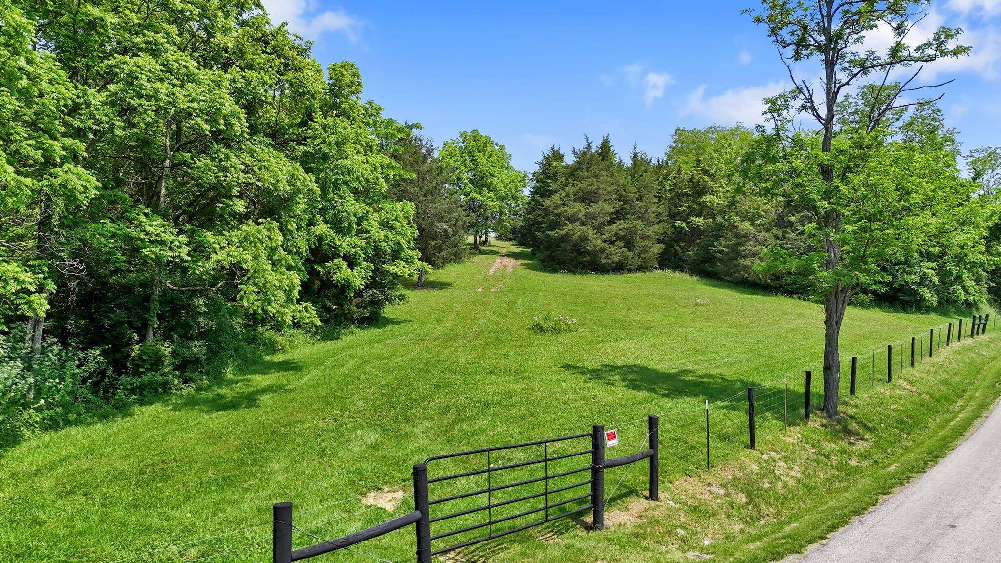 Cynthiana, KY 41031,1649A Mudlick Road