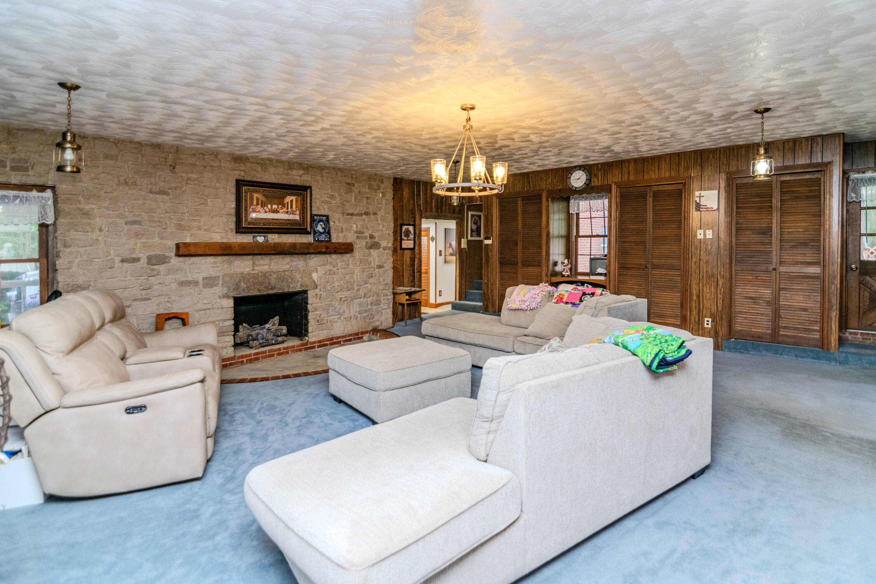 Mckee, KY 40447,604 Highway 421 N