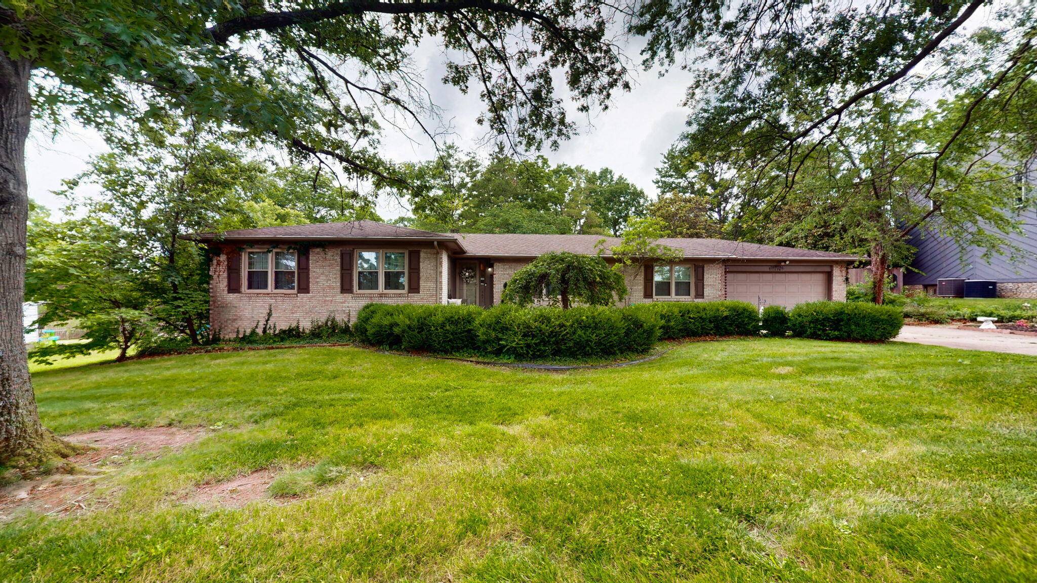 Lexington, KY 40517,3671 Walden Drive
