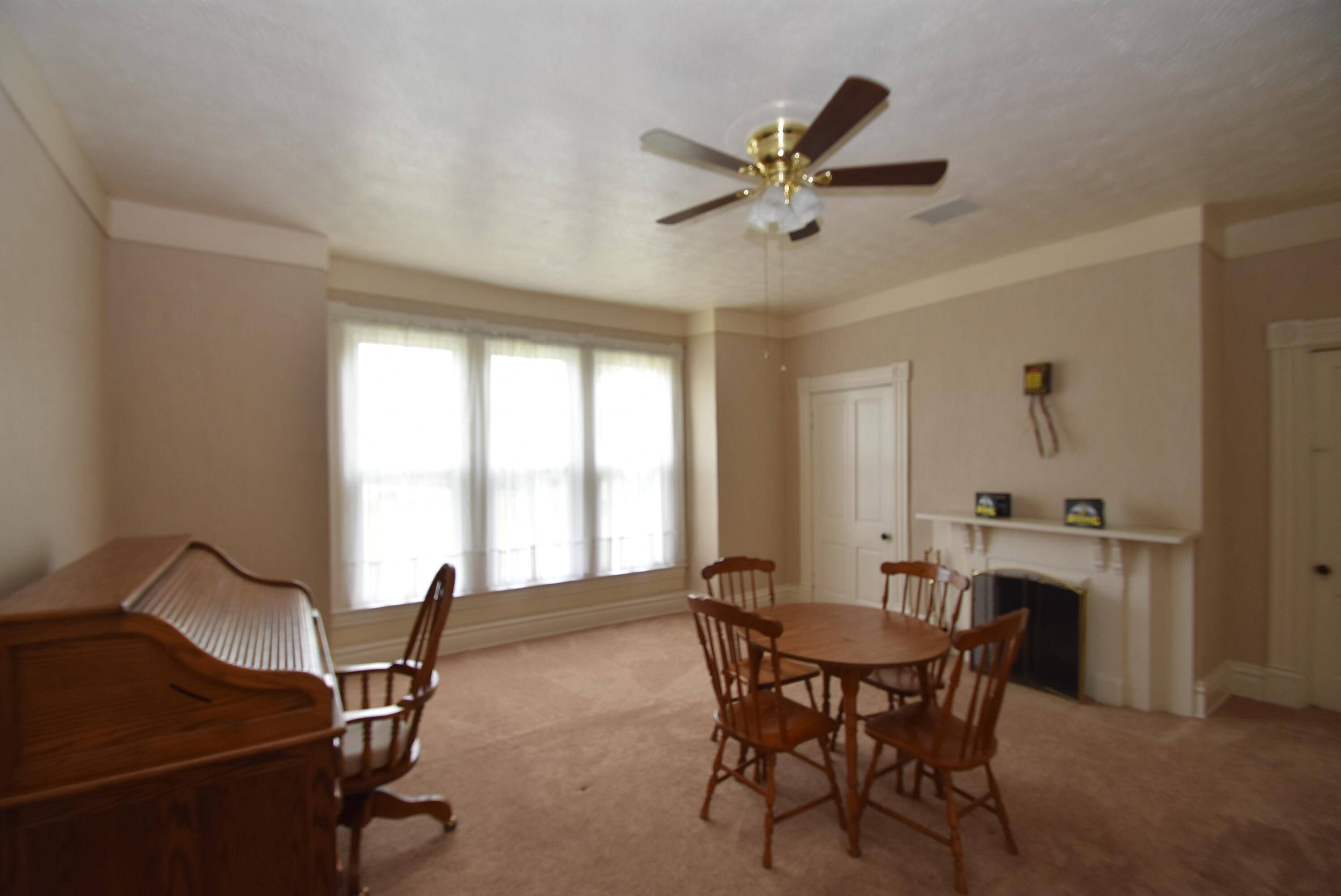 Harrodsburg, KY 40330,3062 Louisville Road