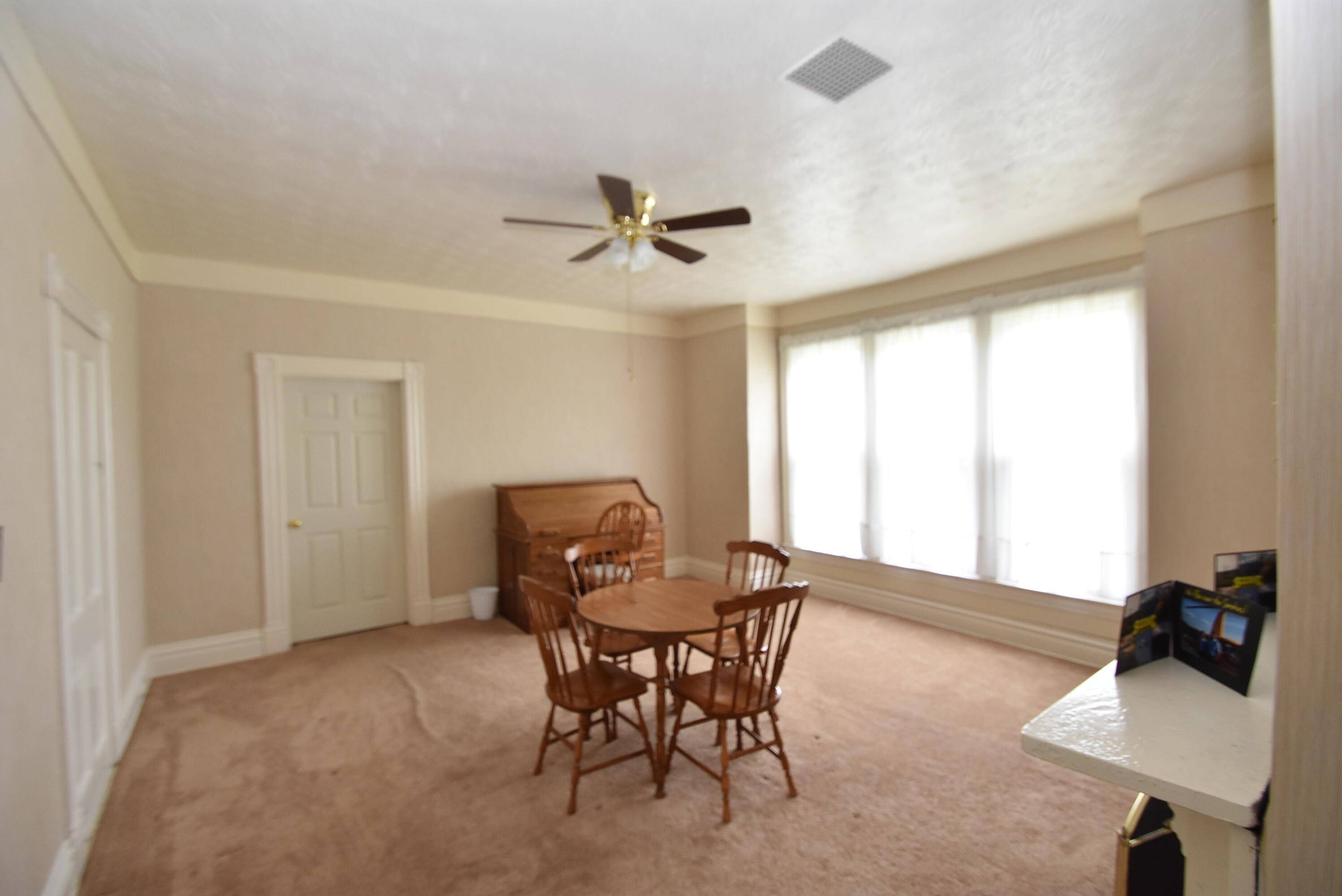 Harrodsburg, KY 40330,3062 Louisville Road