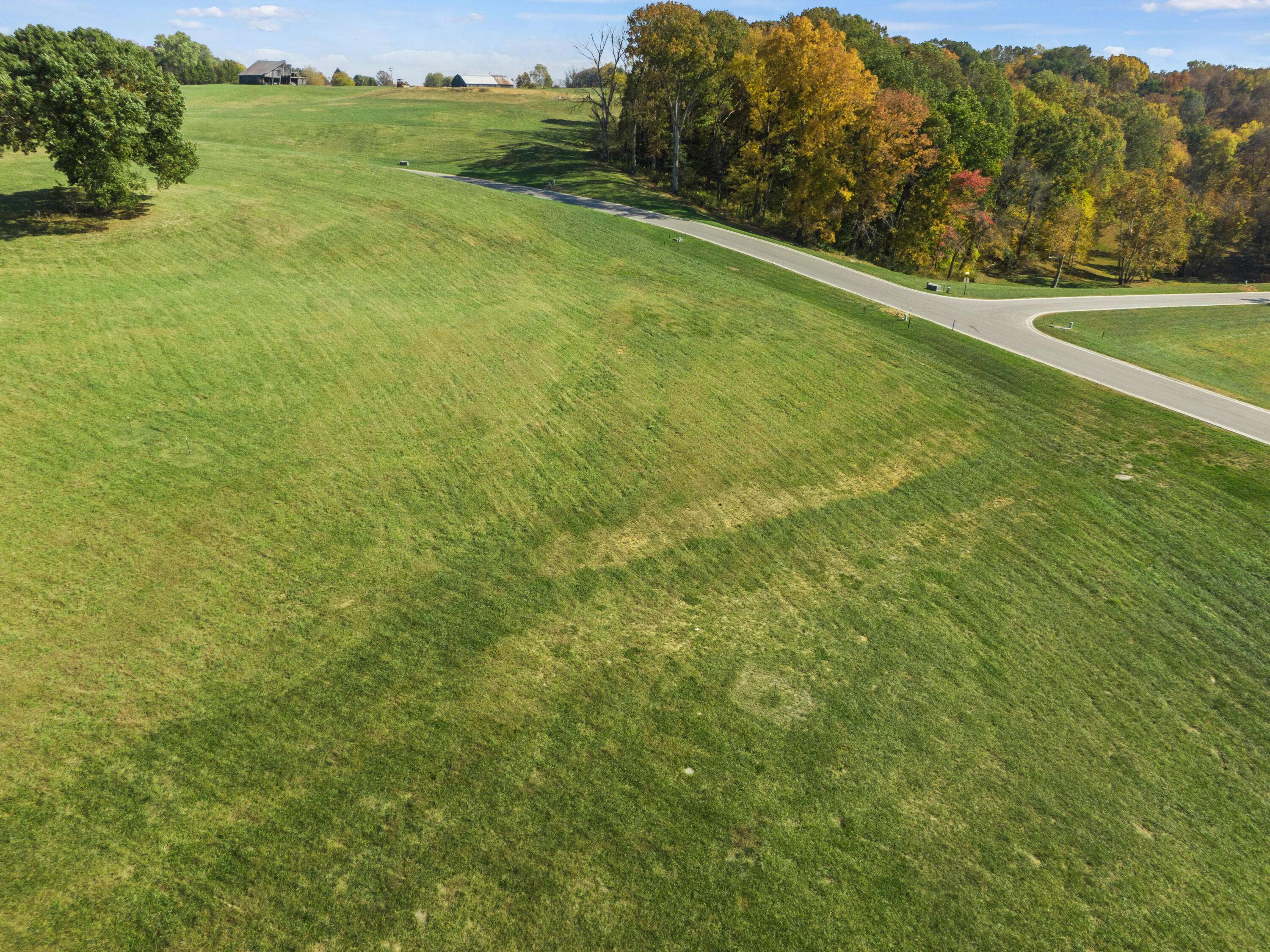 Somerset, KY 42503,11 Lakemere Drive