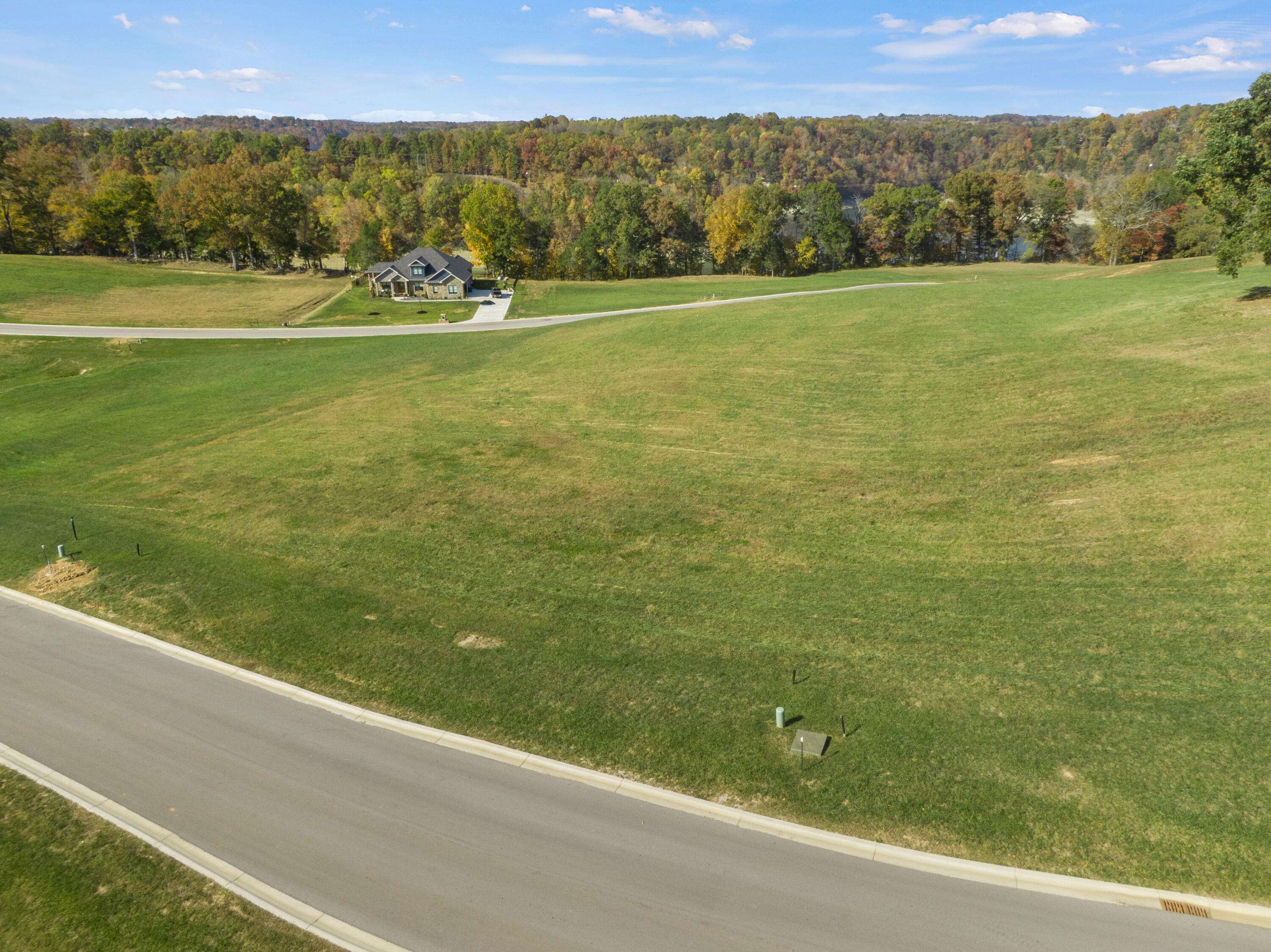 Somerset, KY 42503,11 Lakemere Drive