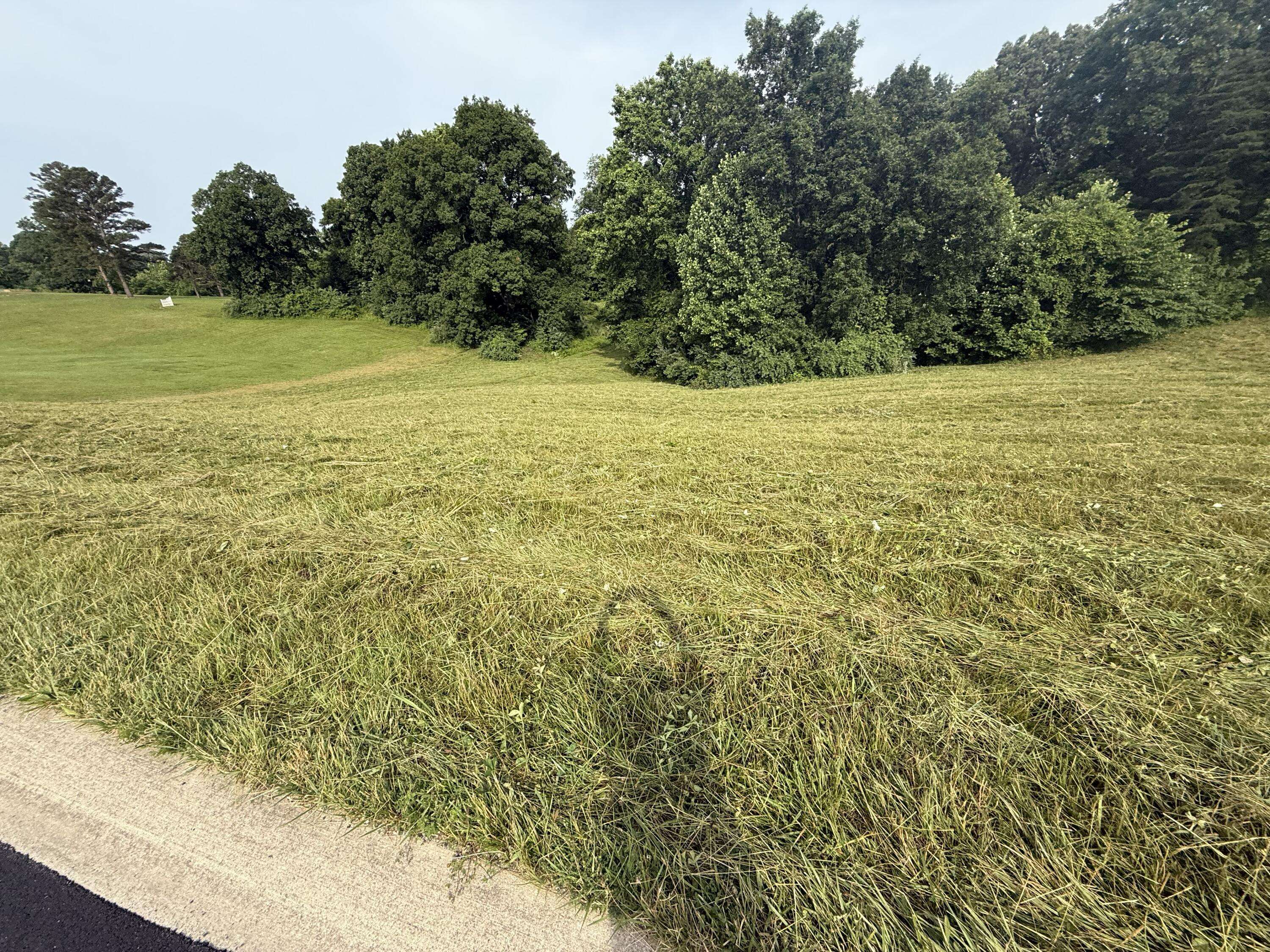 Somerset, KY 42503,121 Tatum Point Drive