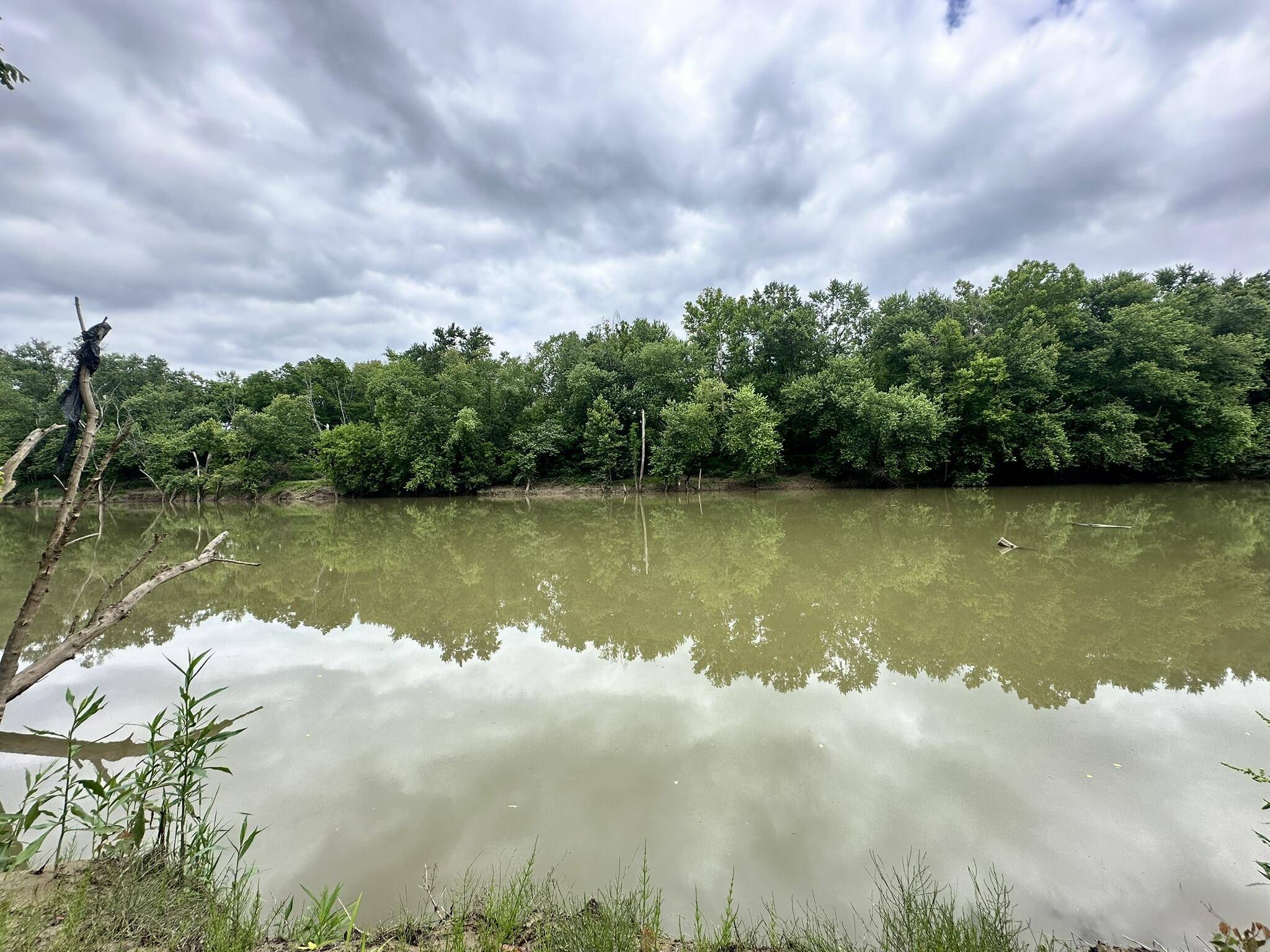 Irvine, KY 40336,9999 Sulphur Wells