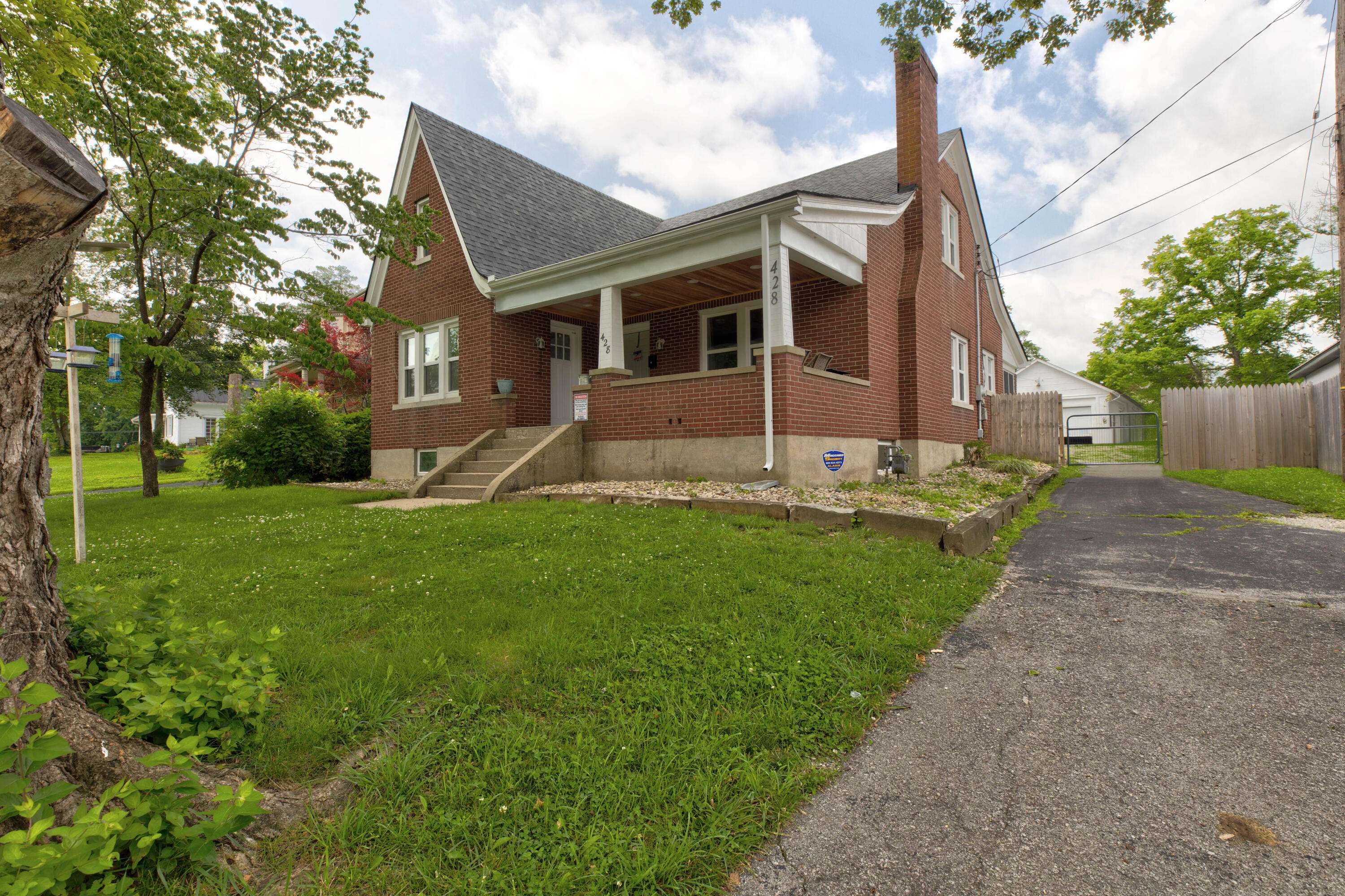 Mt Sterling, KY 40353,428 North Maysville Street