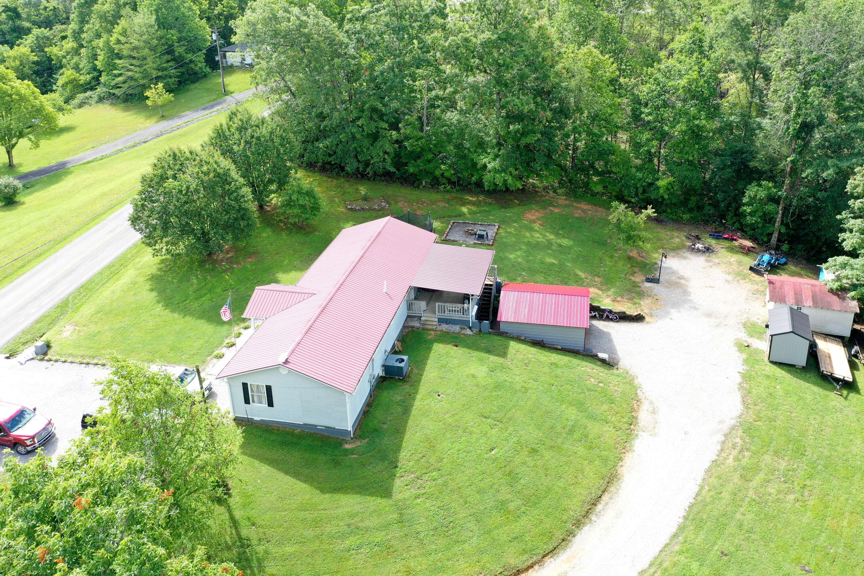 Burkesville, KY 42717,2489 Judio Road Road