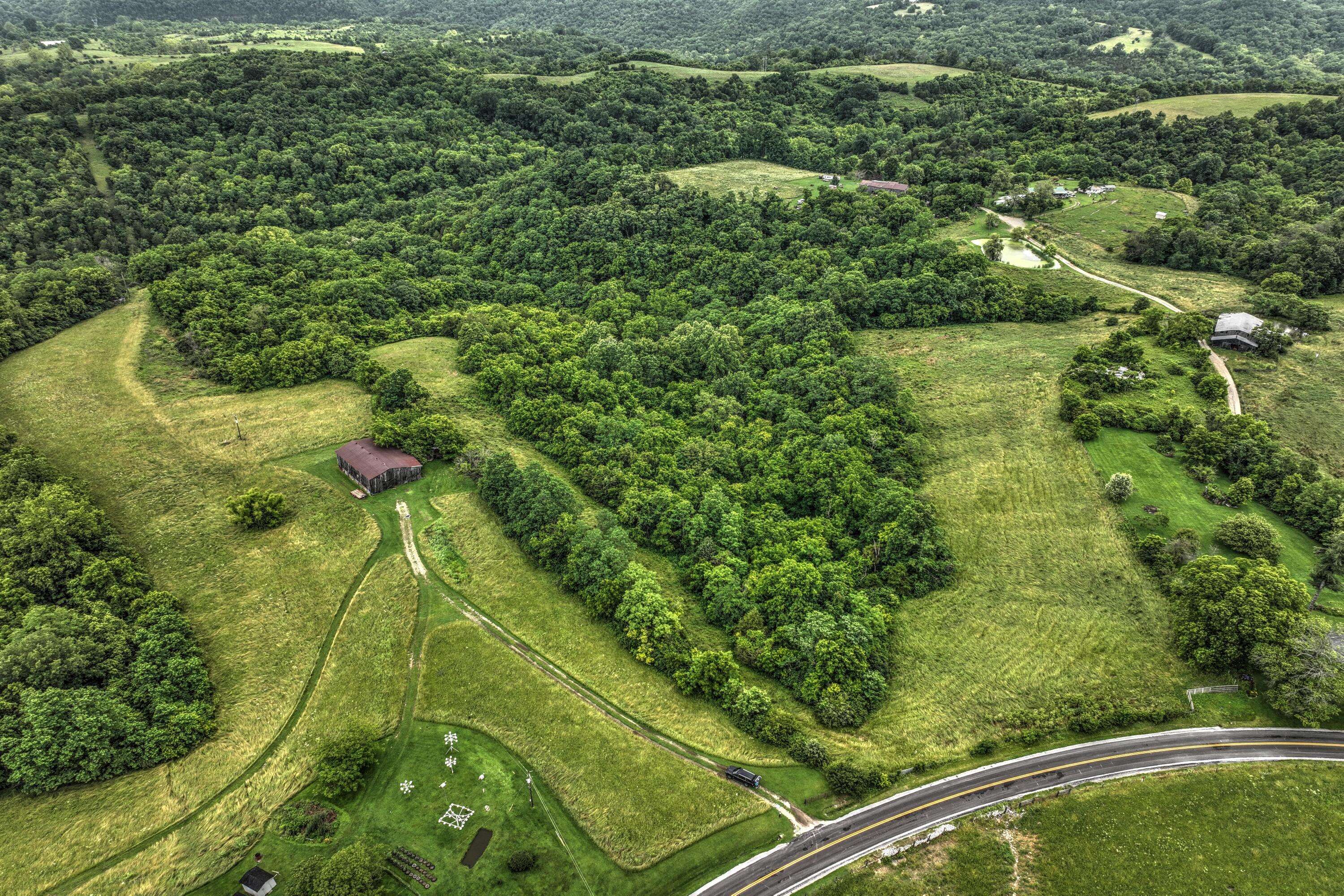Richmond, KY 40475,9999 Jacks Creek Road