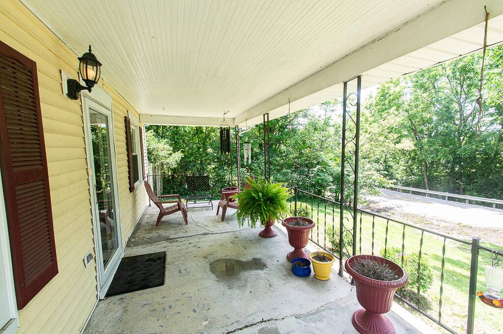 Frankfort, KY 40601,2000 Bald Knob Road