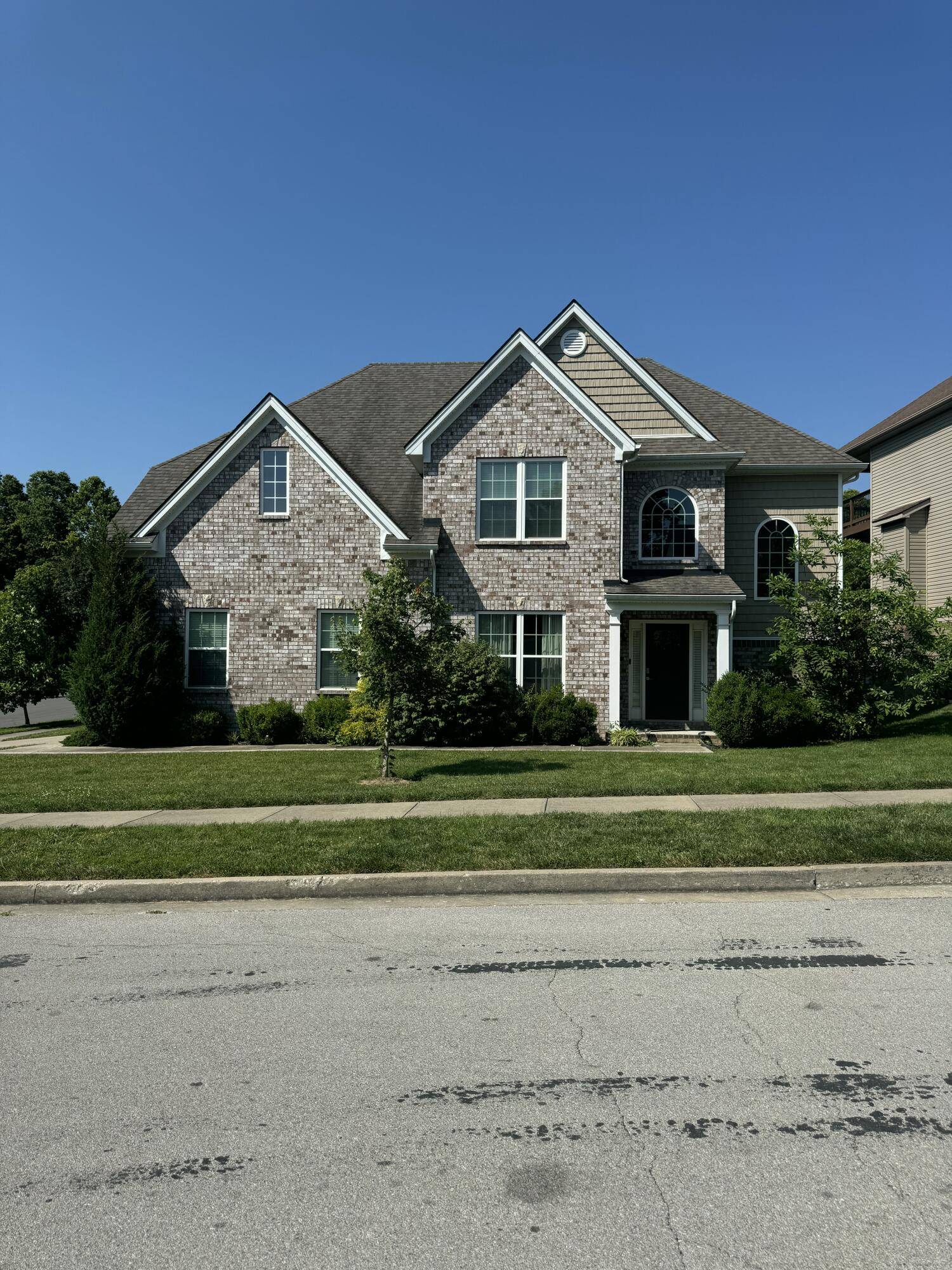 Lexington, KY 40514,290 Manitoba Lane