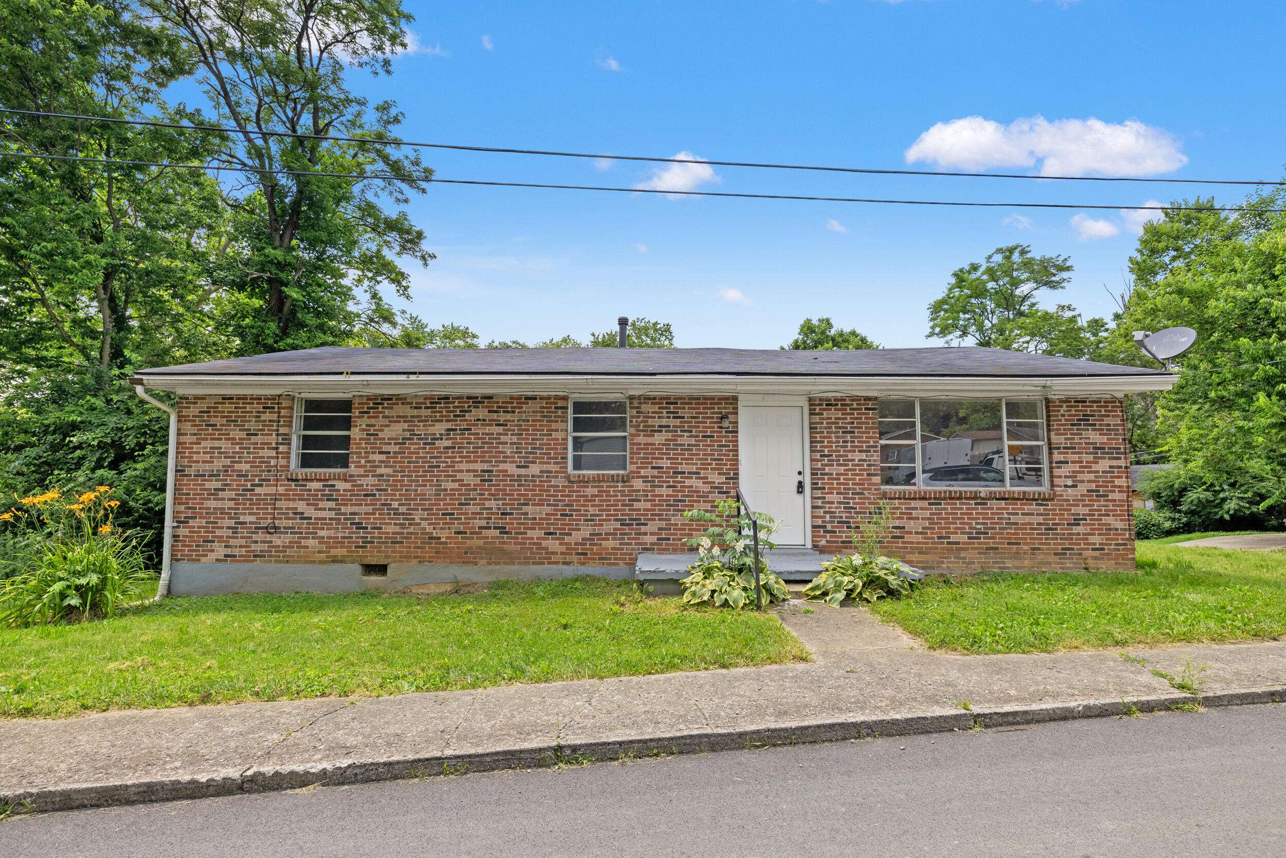 Paris, KY 40361,623 Gano Street