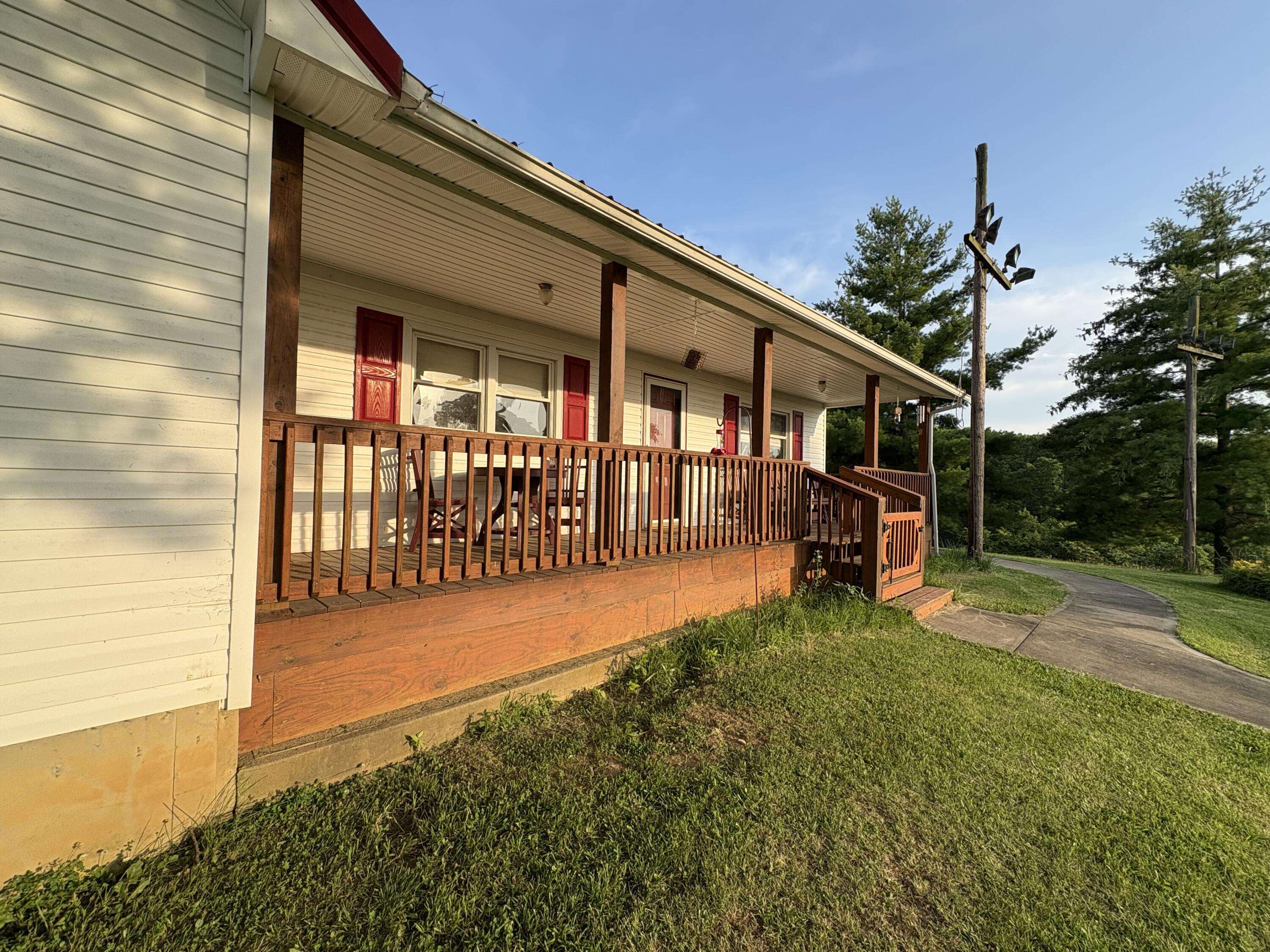 Cynthiana, KY 41031,2294 Mudlick Rd Road