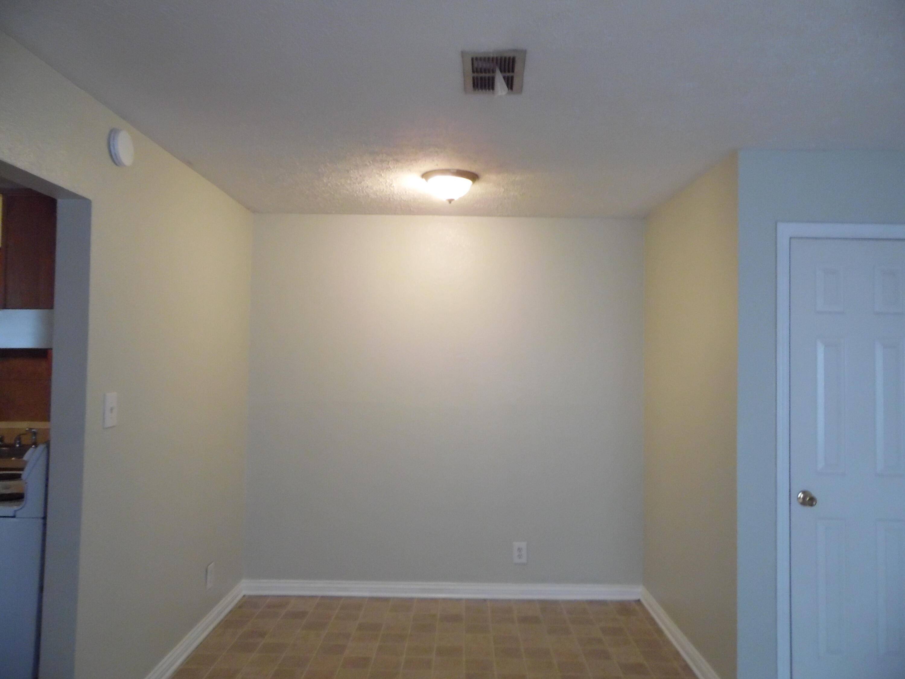 Lexington, KY 40505,921 North Broadway #2
