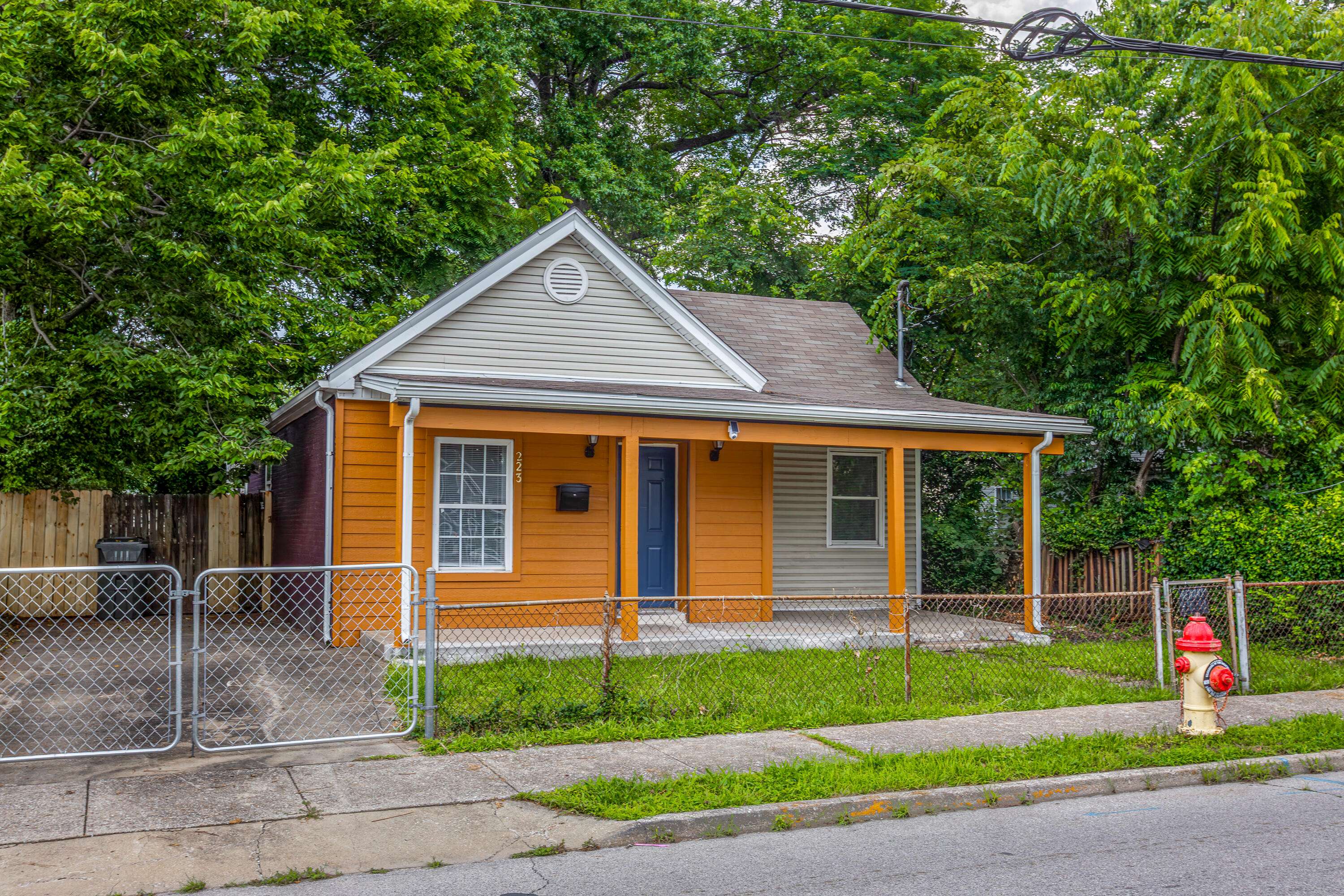 Lexington, KY 40508,223 Race Street