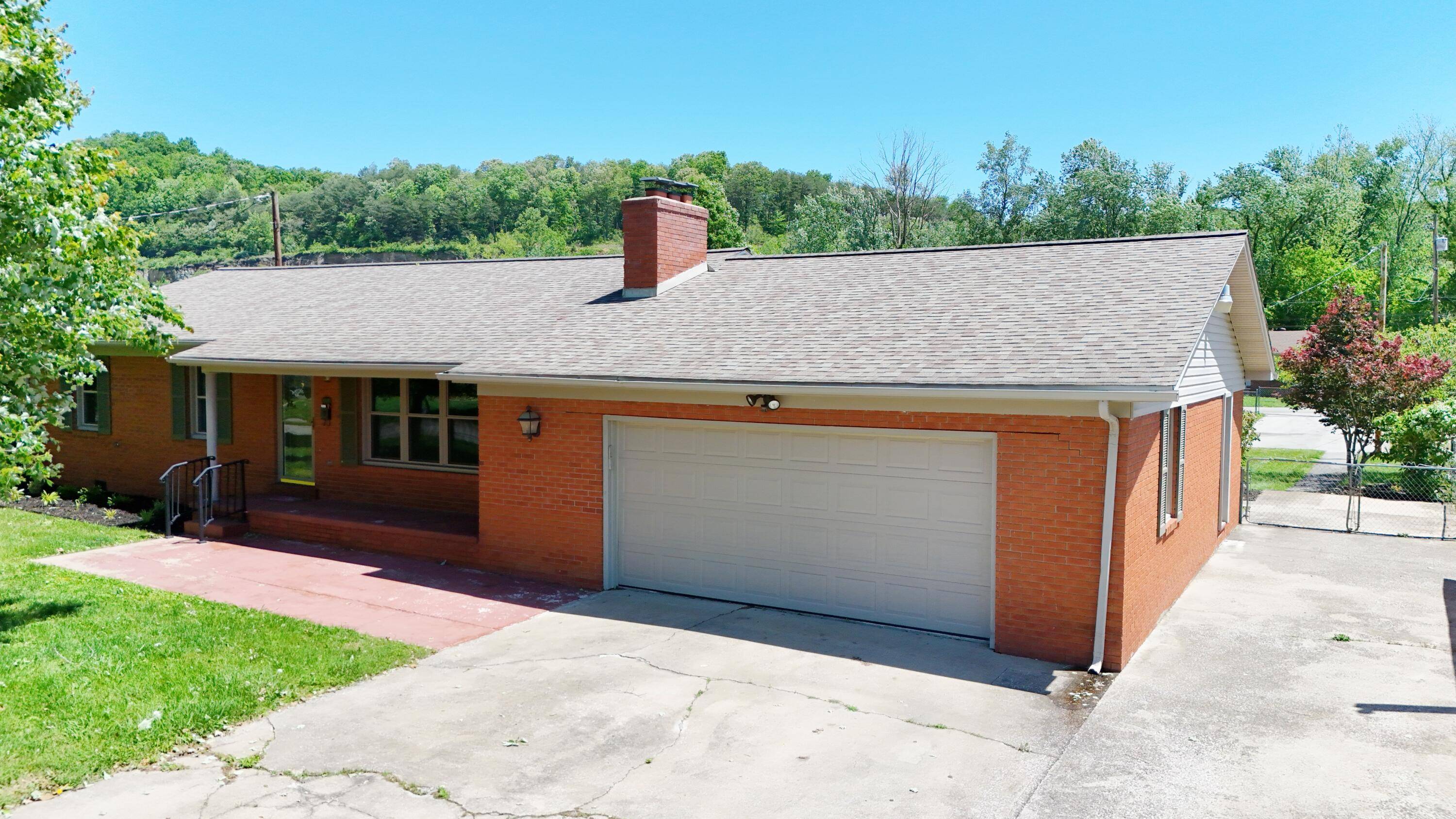 Barbourville, KY 40906,320 South Allison Avenue