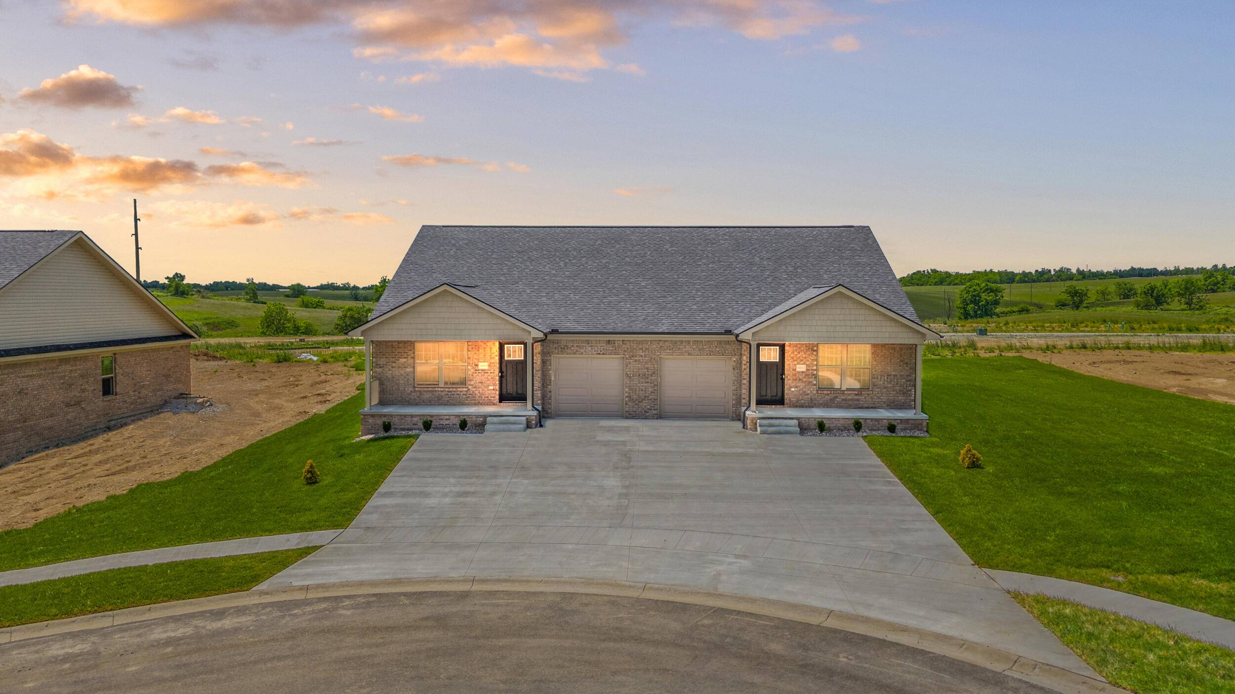 Richmond, KY 40475,5008/5010 Melana Way