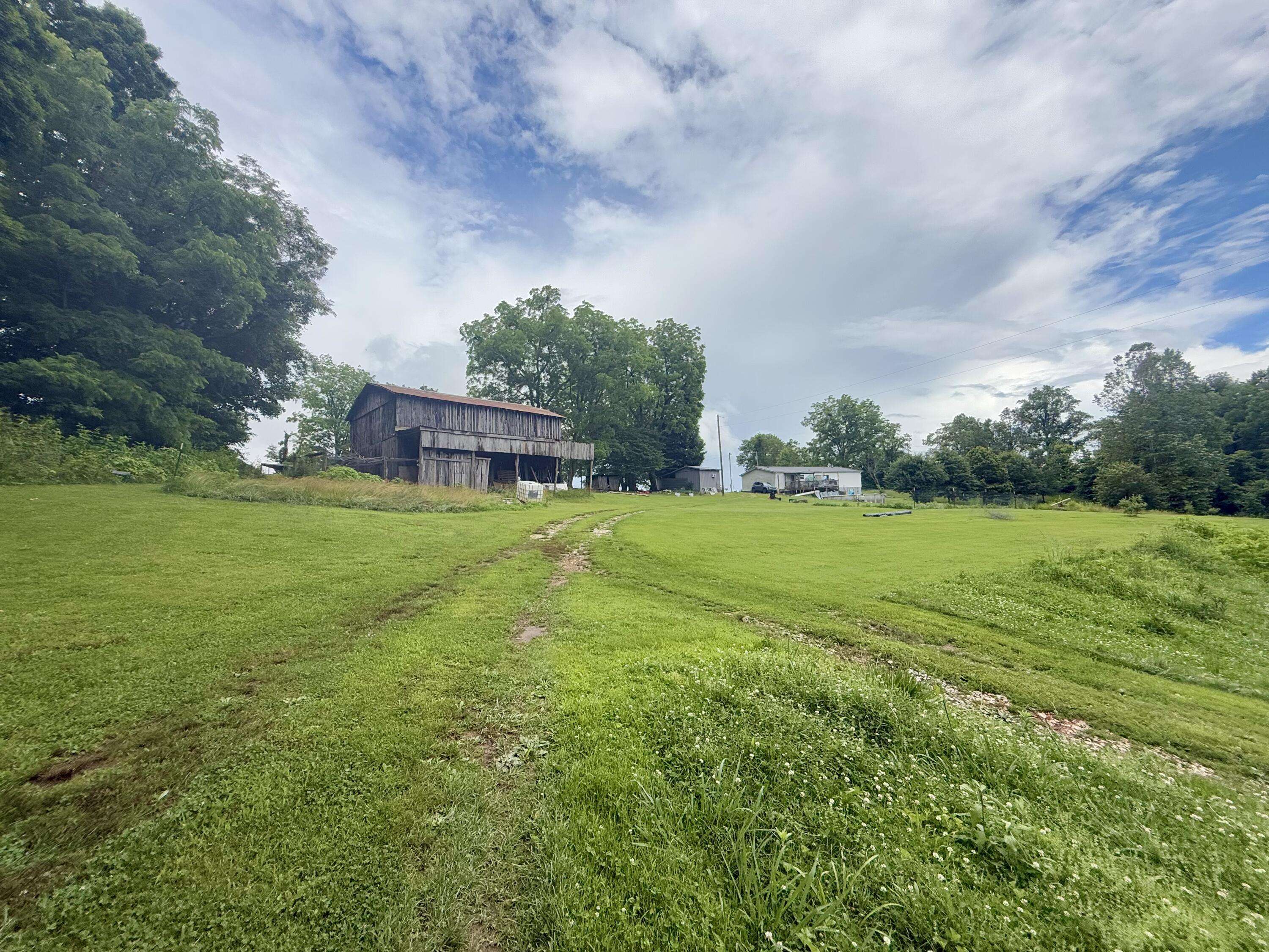 Kings Mountain, KY 40442,6583 North KY 501