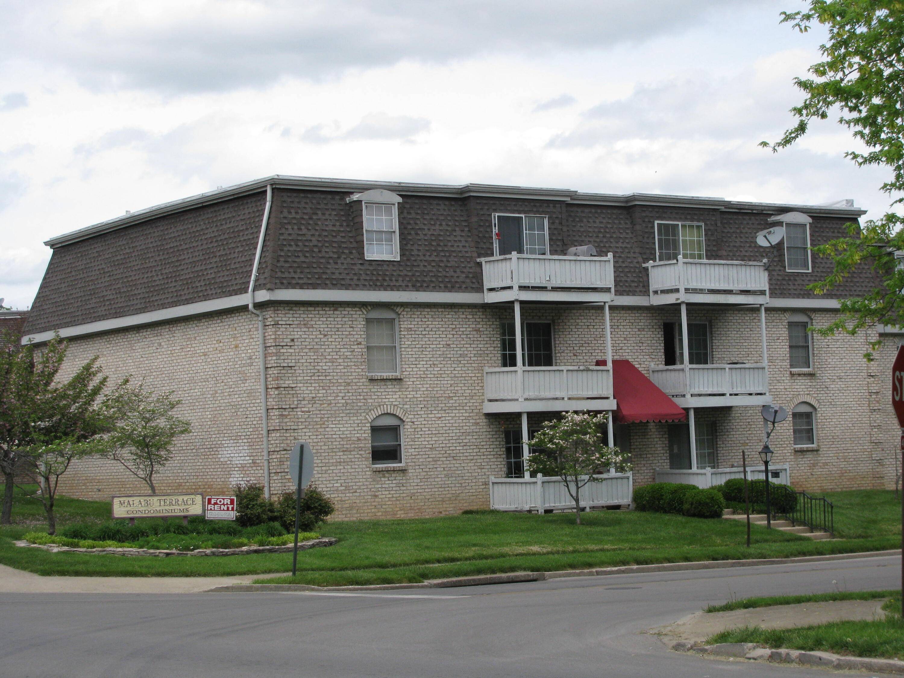 Lexington, KY 40503,175 Malabu Drive #78