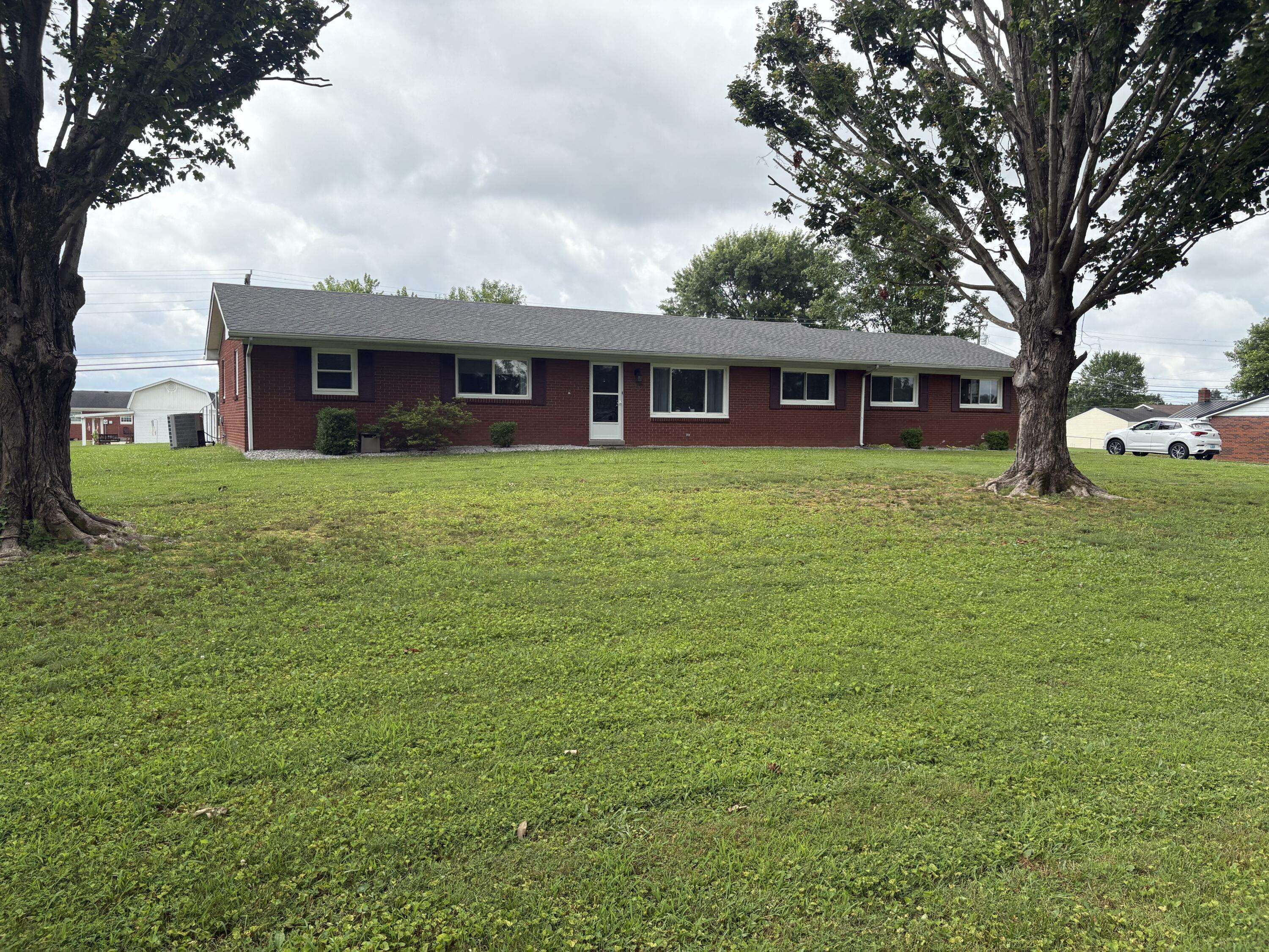 Somerset, KY 42501,333 Sioux Trail